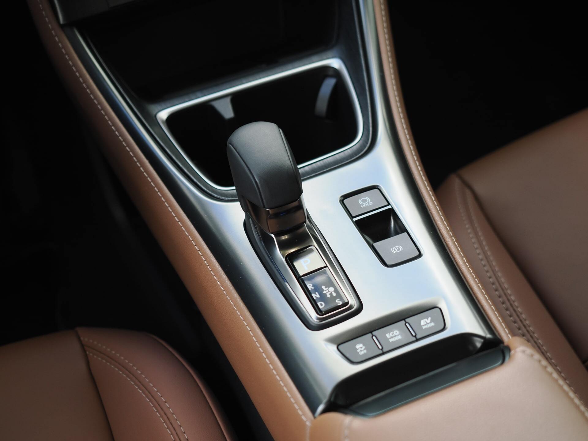 Lexus LBX wnętrze