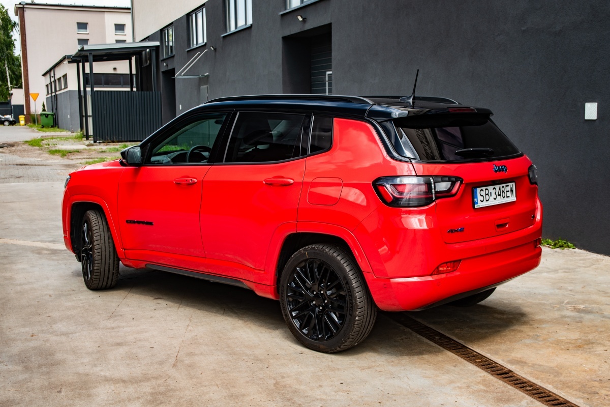 Jeep Compass sylwetka