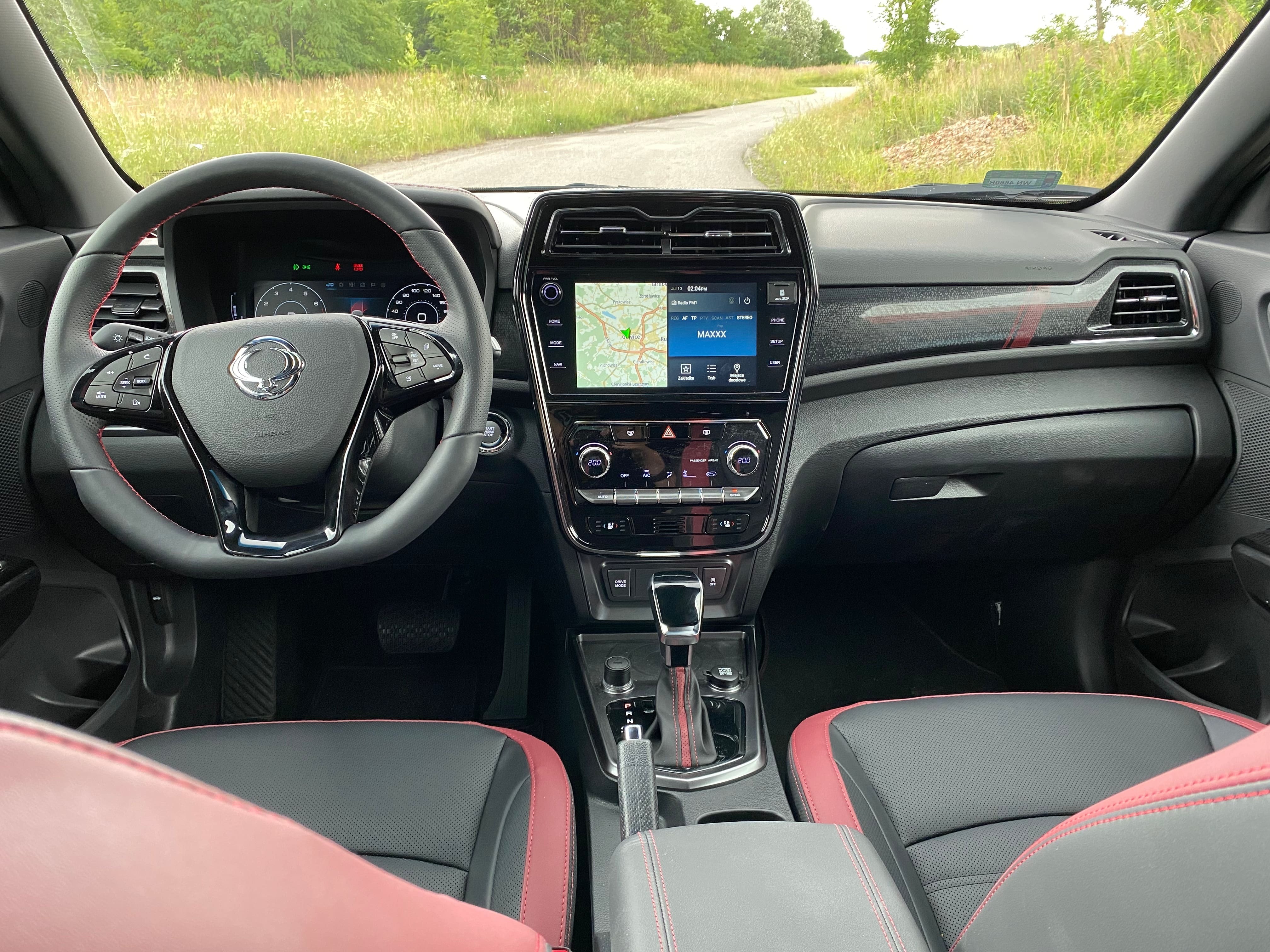 SsangYong Tivoli kokpir