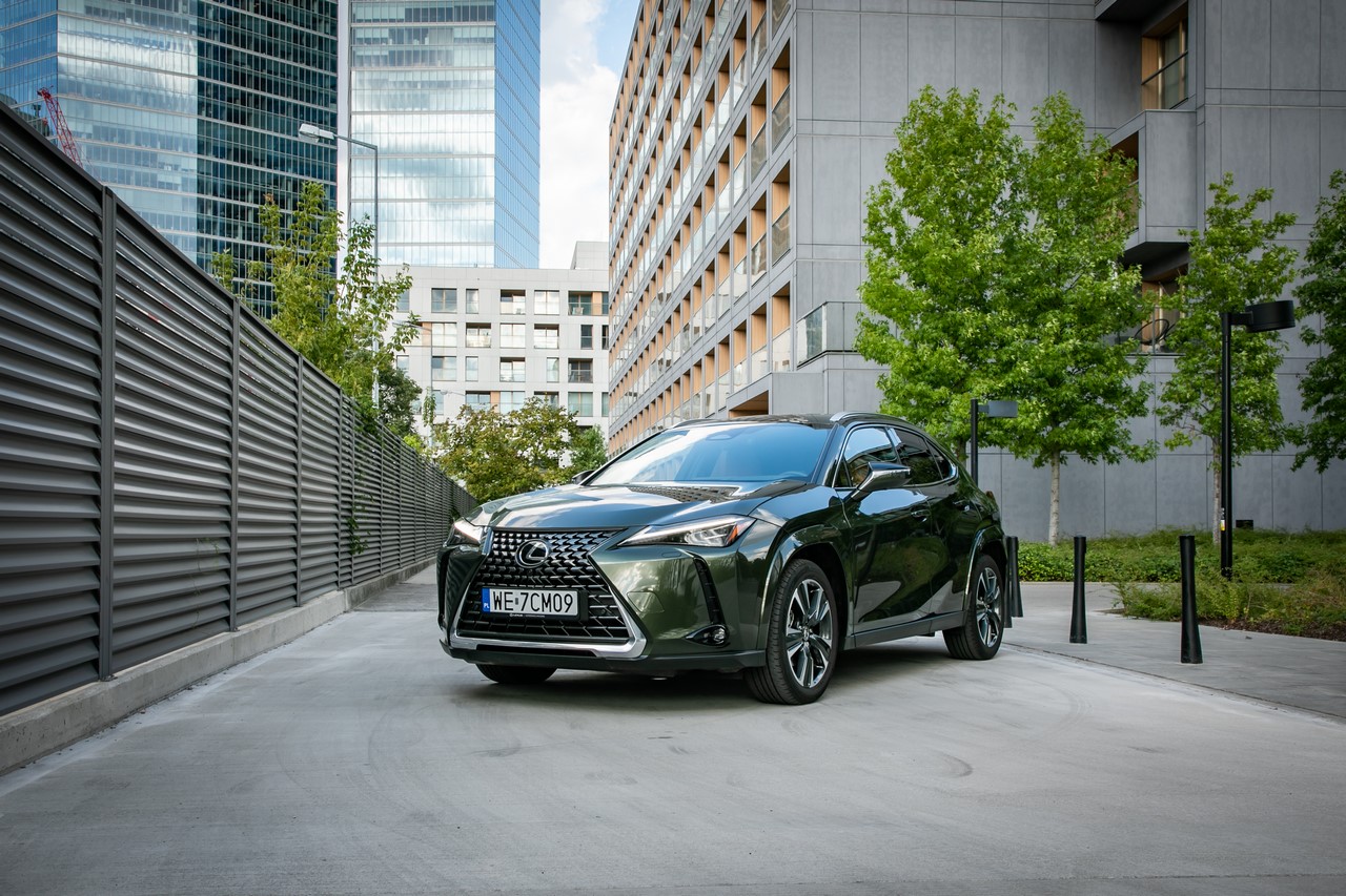 Lexus UX