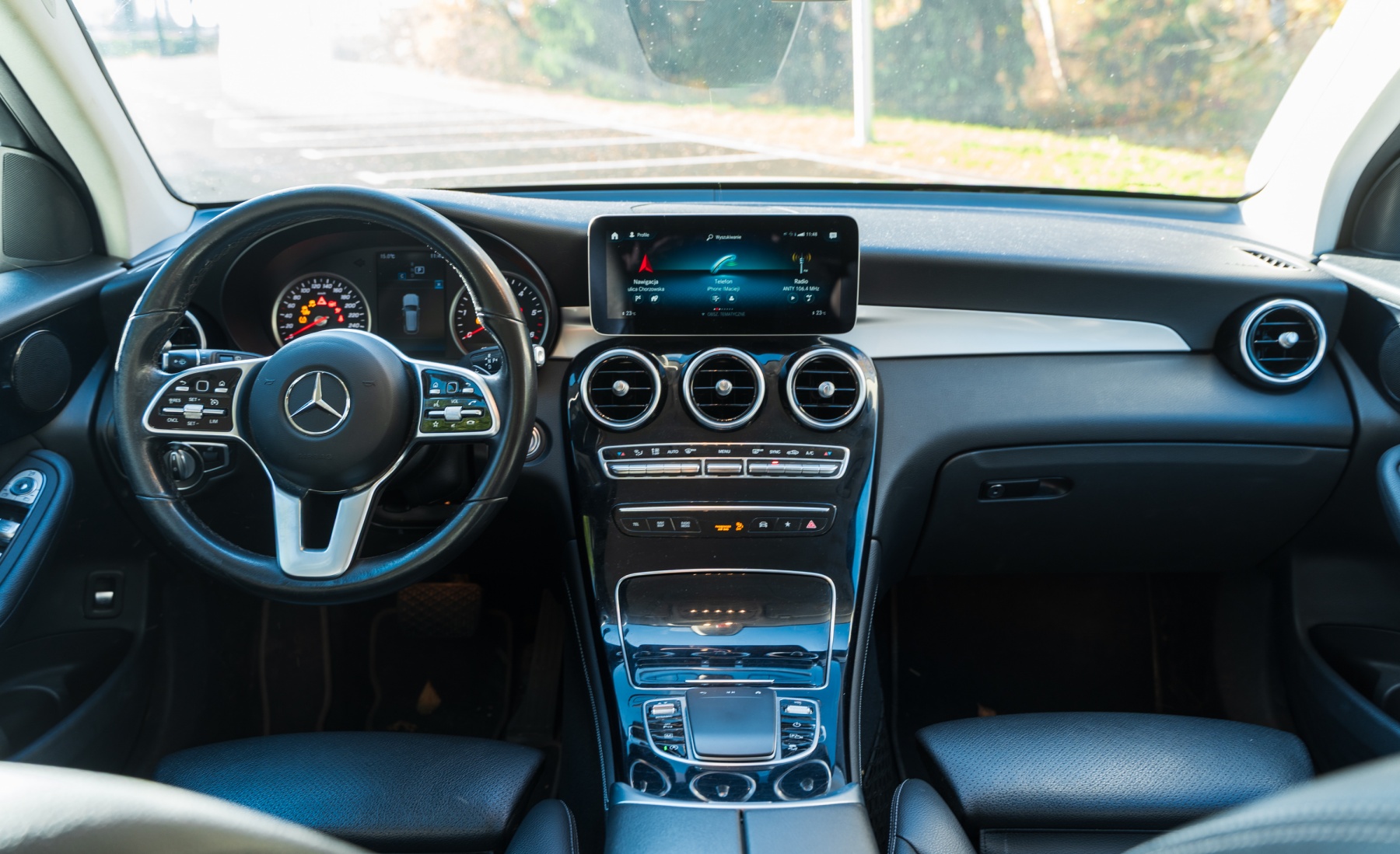 Mercedes GLC kokpit