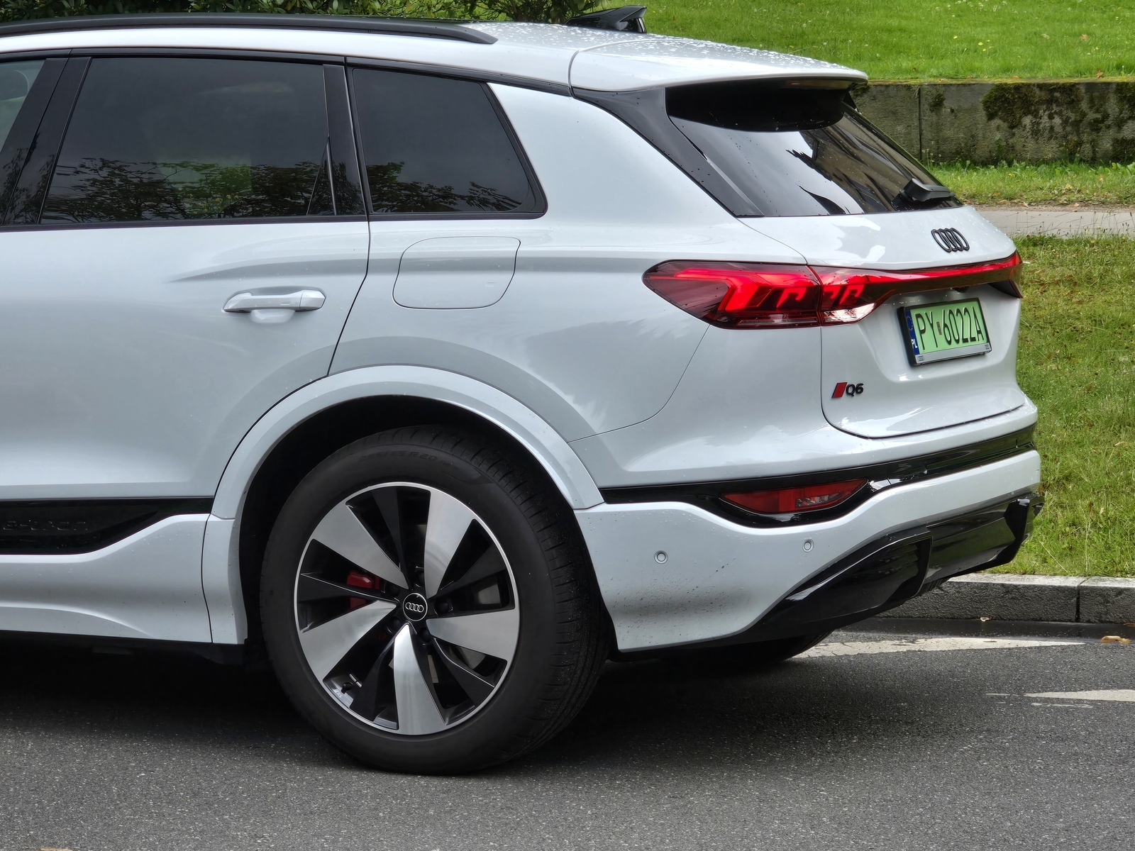 Audi Q6 e tron wygląd