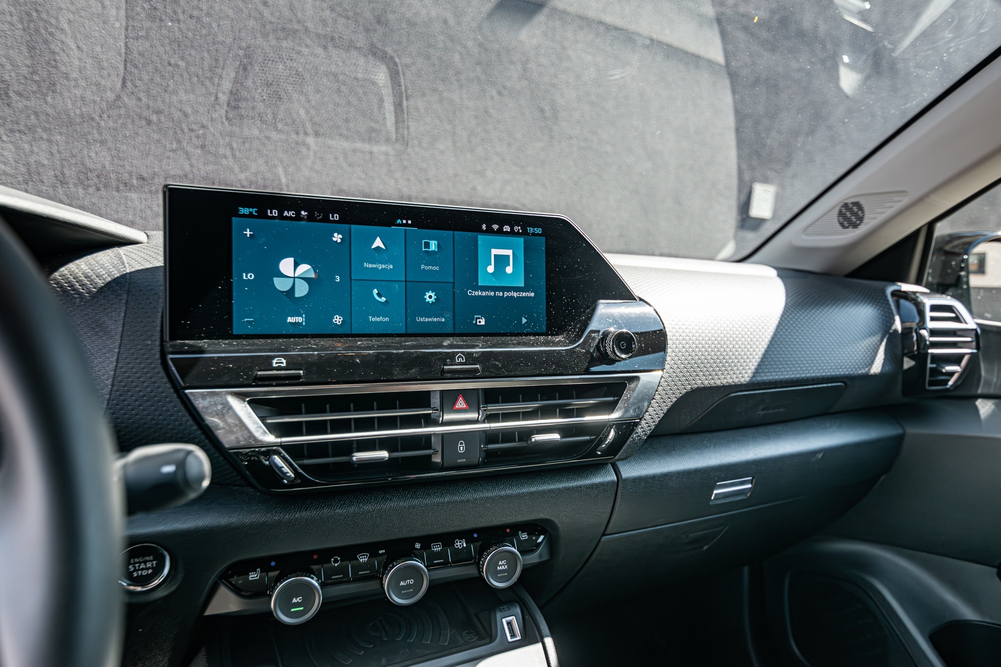 Citroen C4 X multimedia