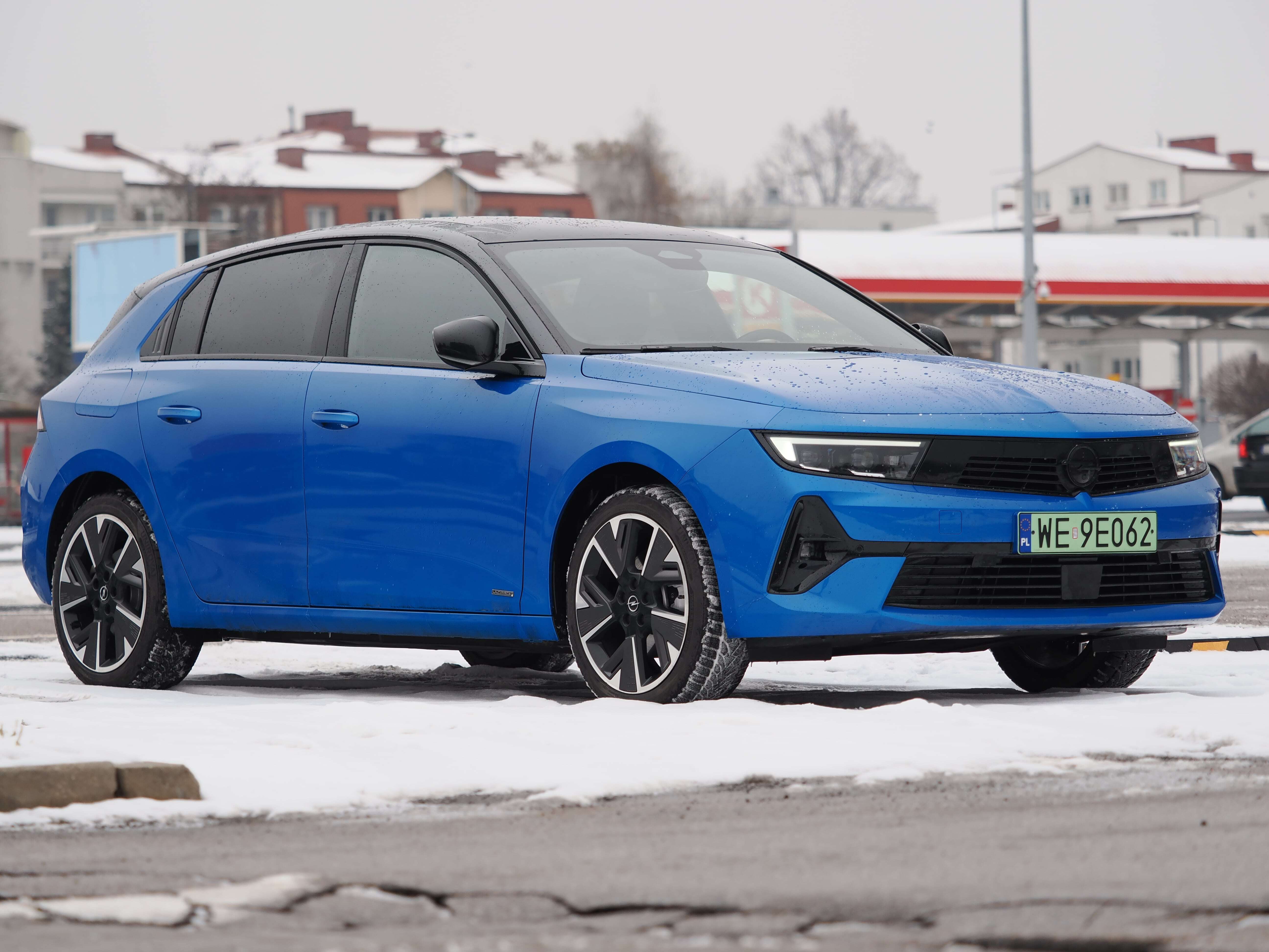 Opel Astra electric tył