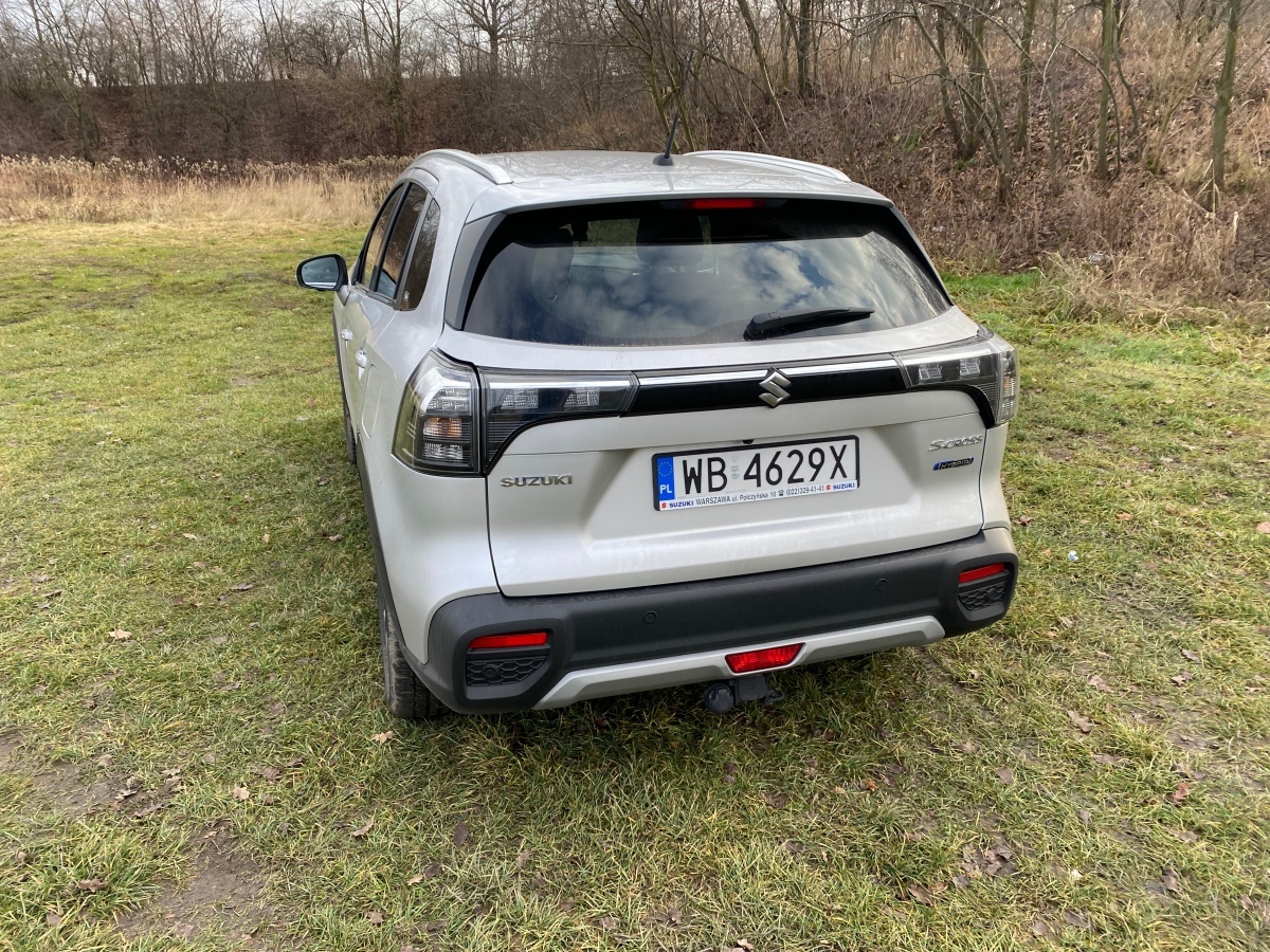 S-Cross tył