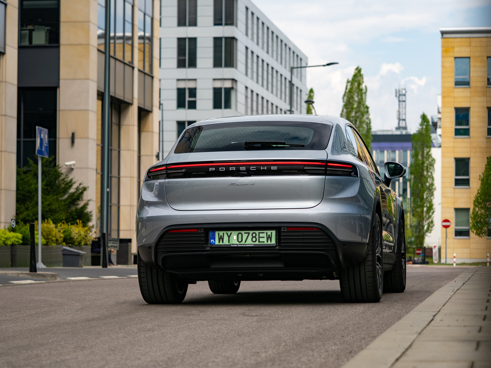 Test Porsche Macan 4 tył światła blenda stop