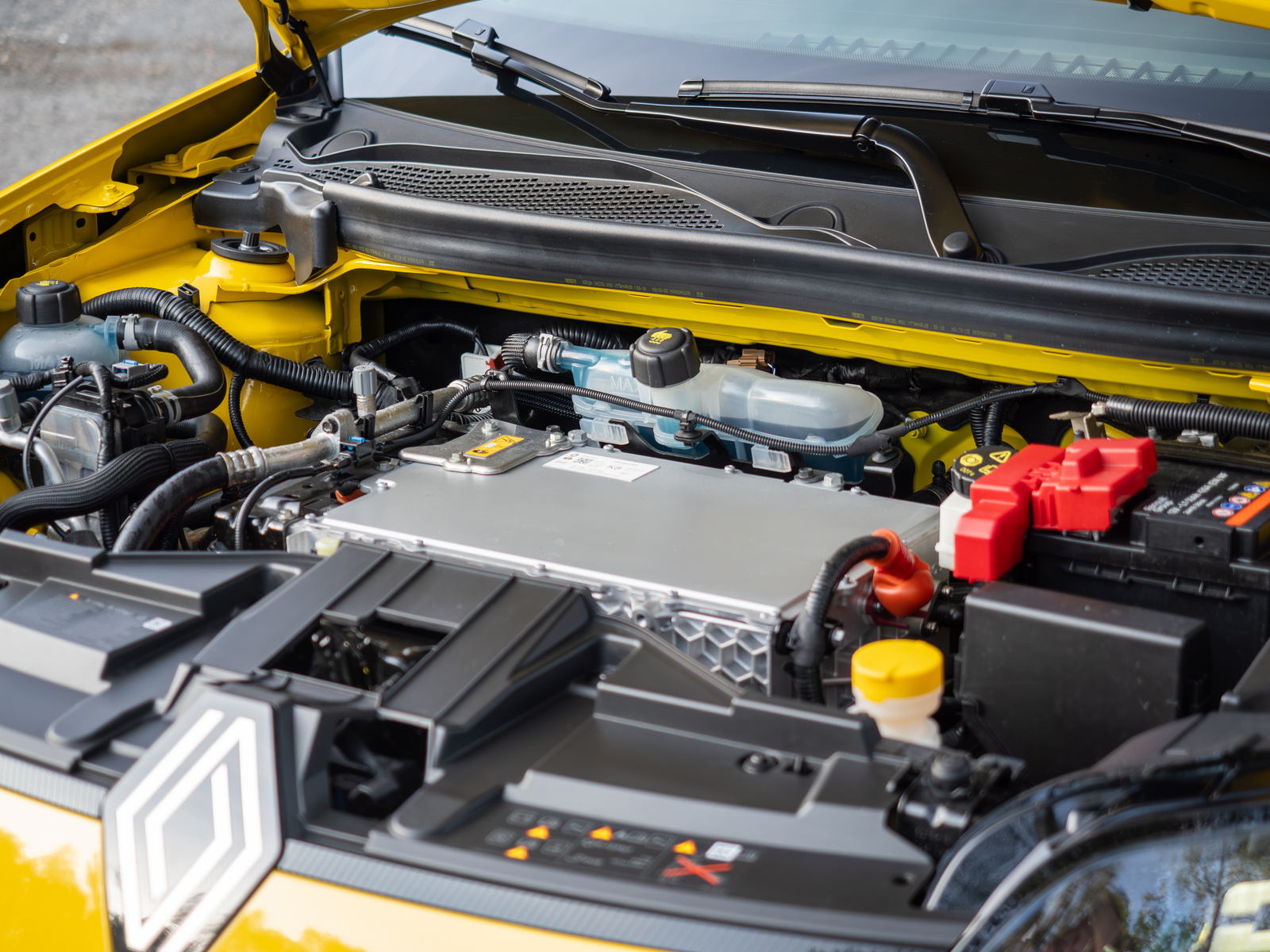 Nowe Renault 5 z silniekim elektrycznym - dane techniczne, zasięg, moc