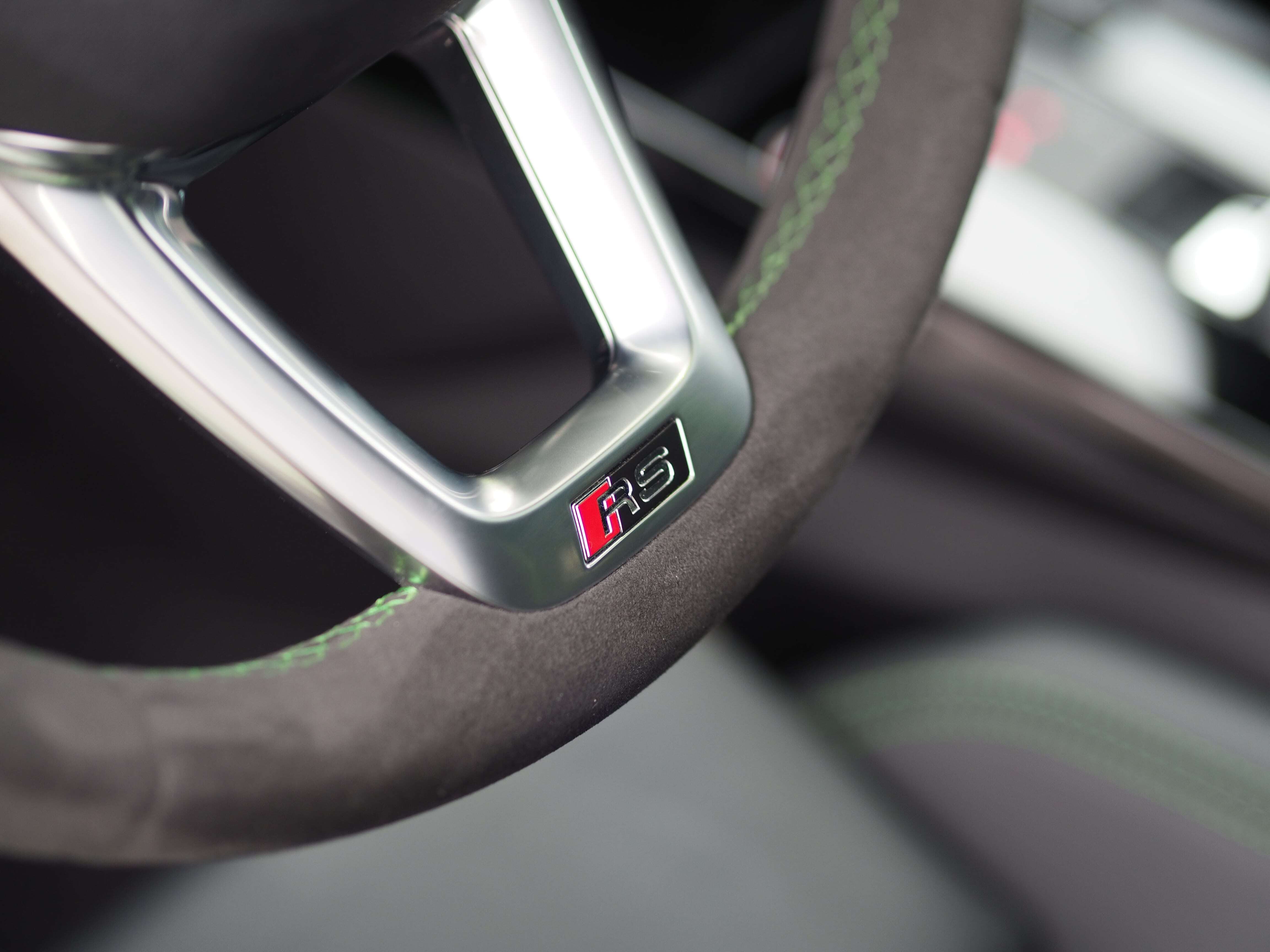 Audi RS3 wnętrze 2022