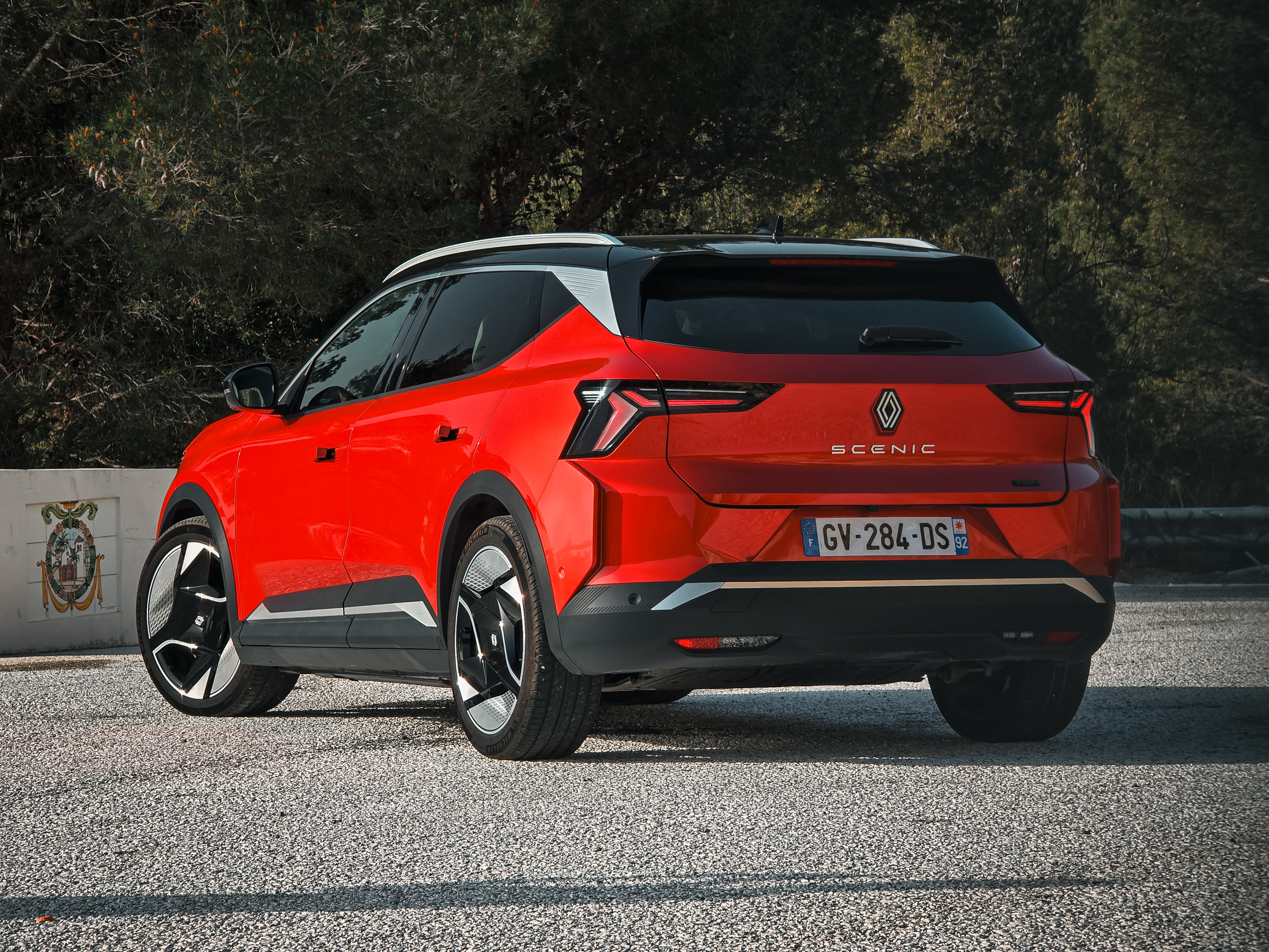 Renault Scenic E-Tech 2024