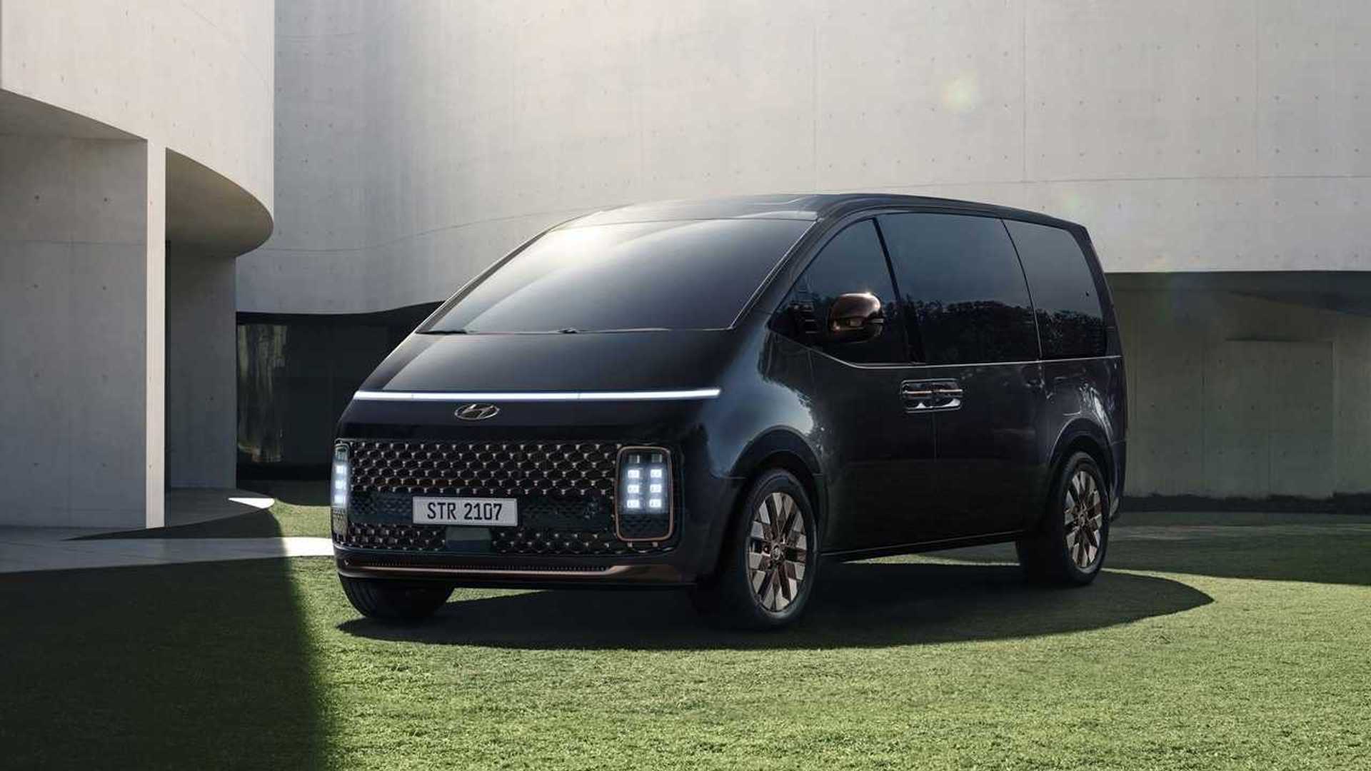 Hyundai Staria