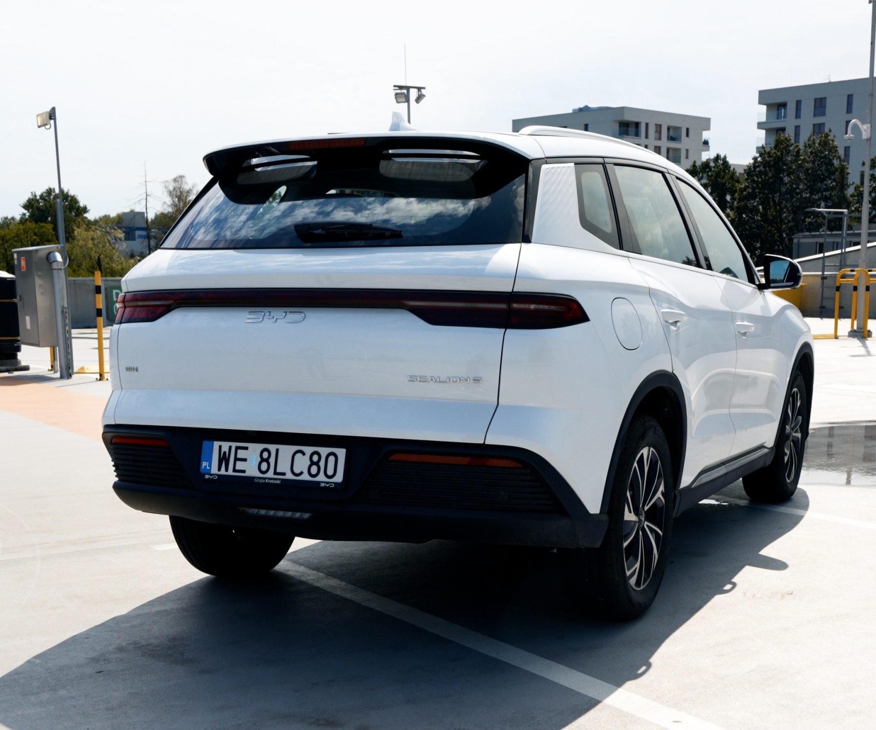 BYD Sealion 5 DM-i tył