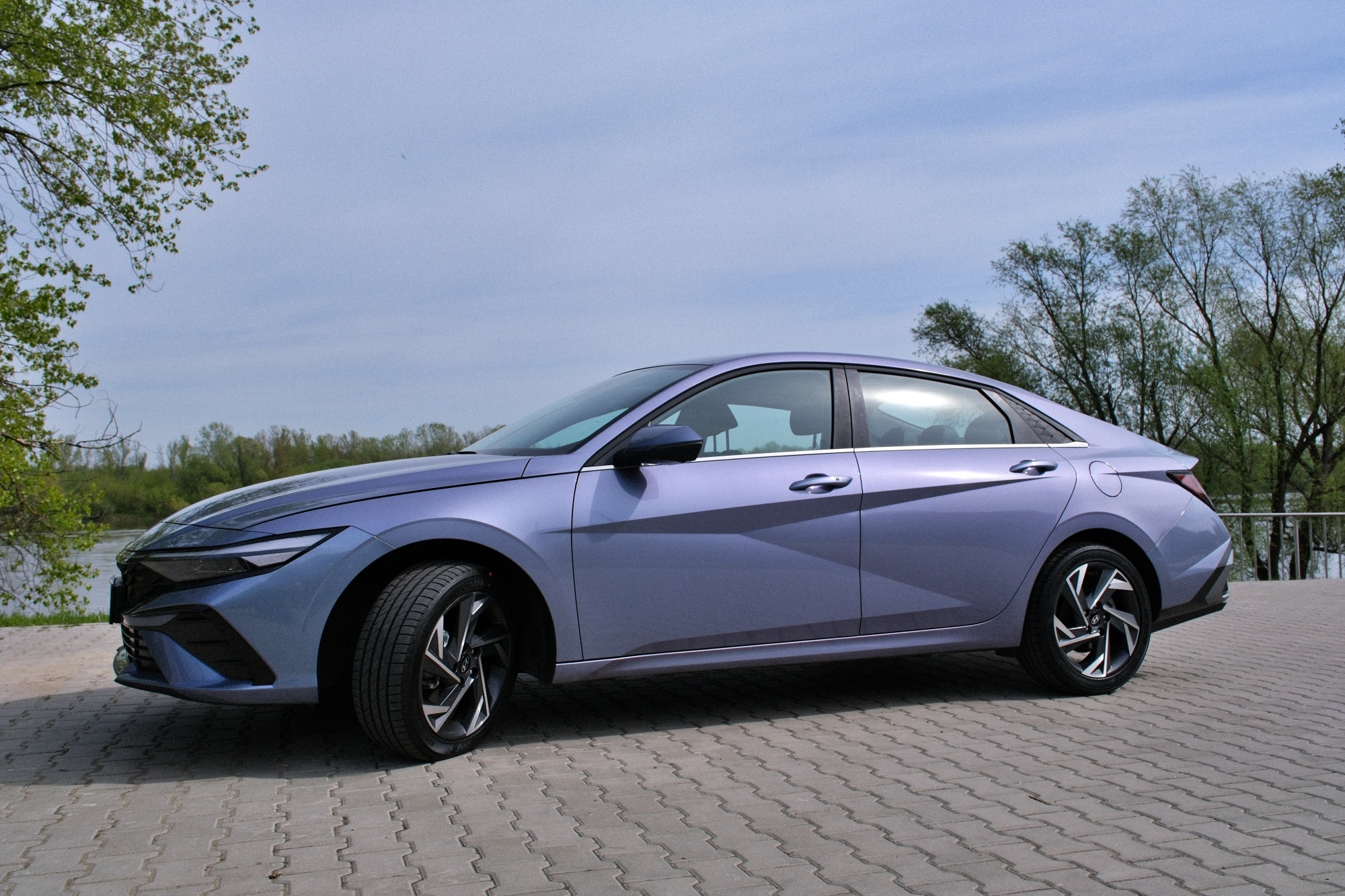 Hyundai Elantra 2024