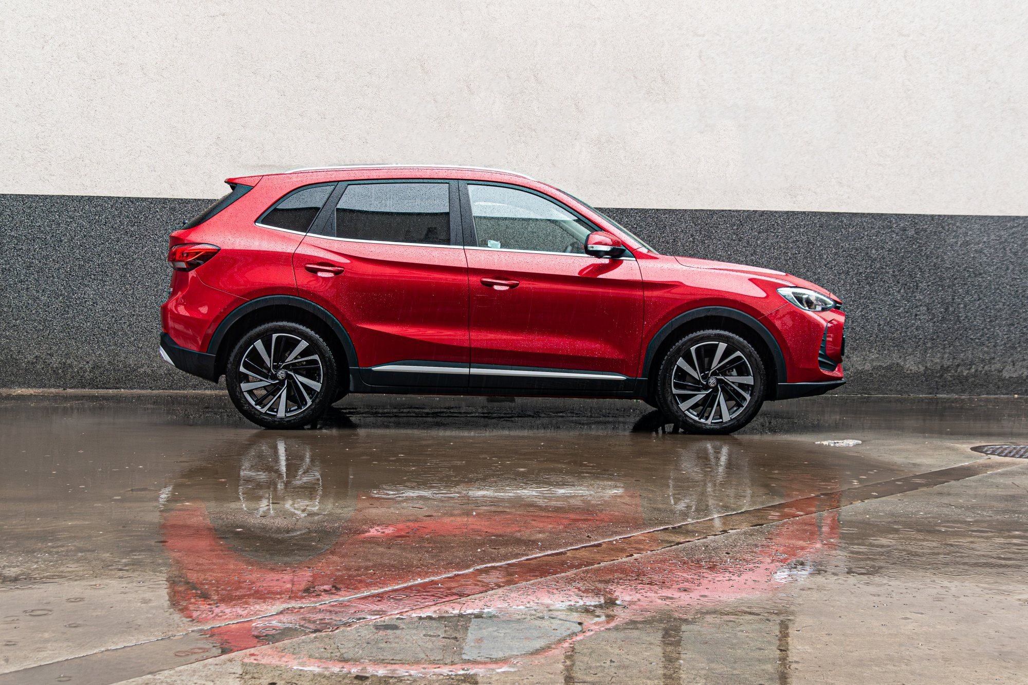 MG ZS sylwetka