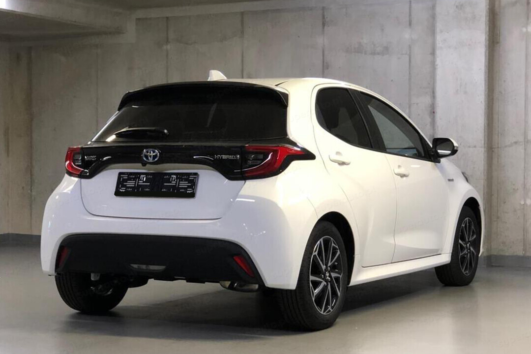Toyota Yaris tył