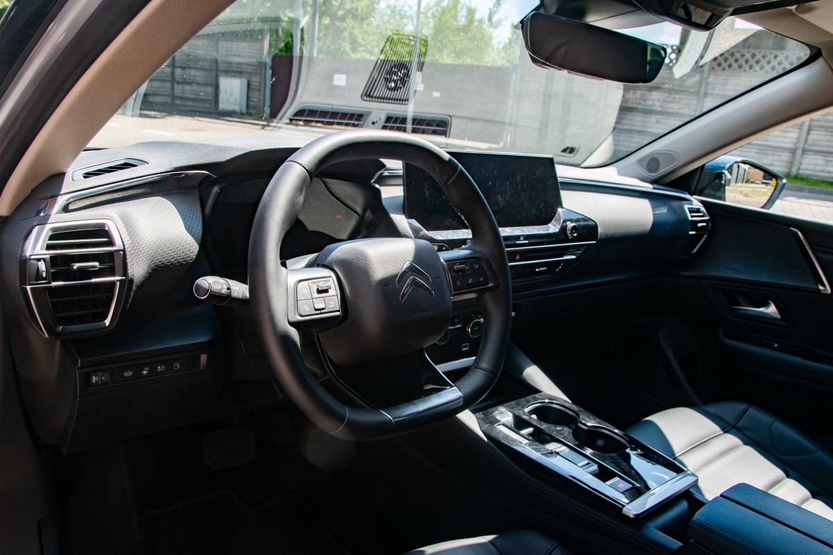 Citroen C5 X wnętrze