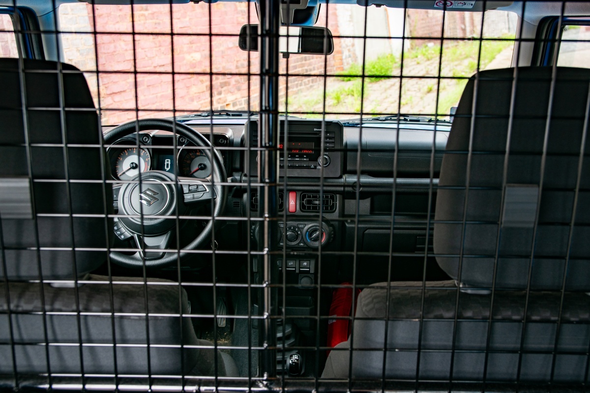 Suzuki Jimny kabina
