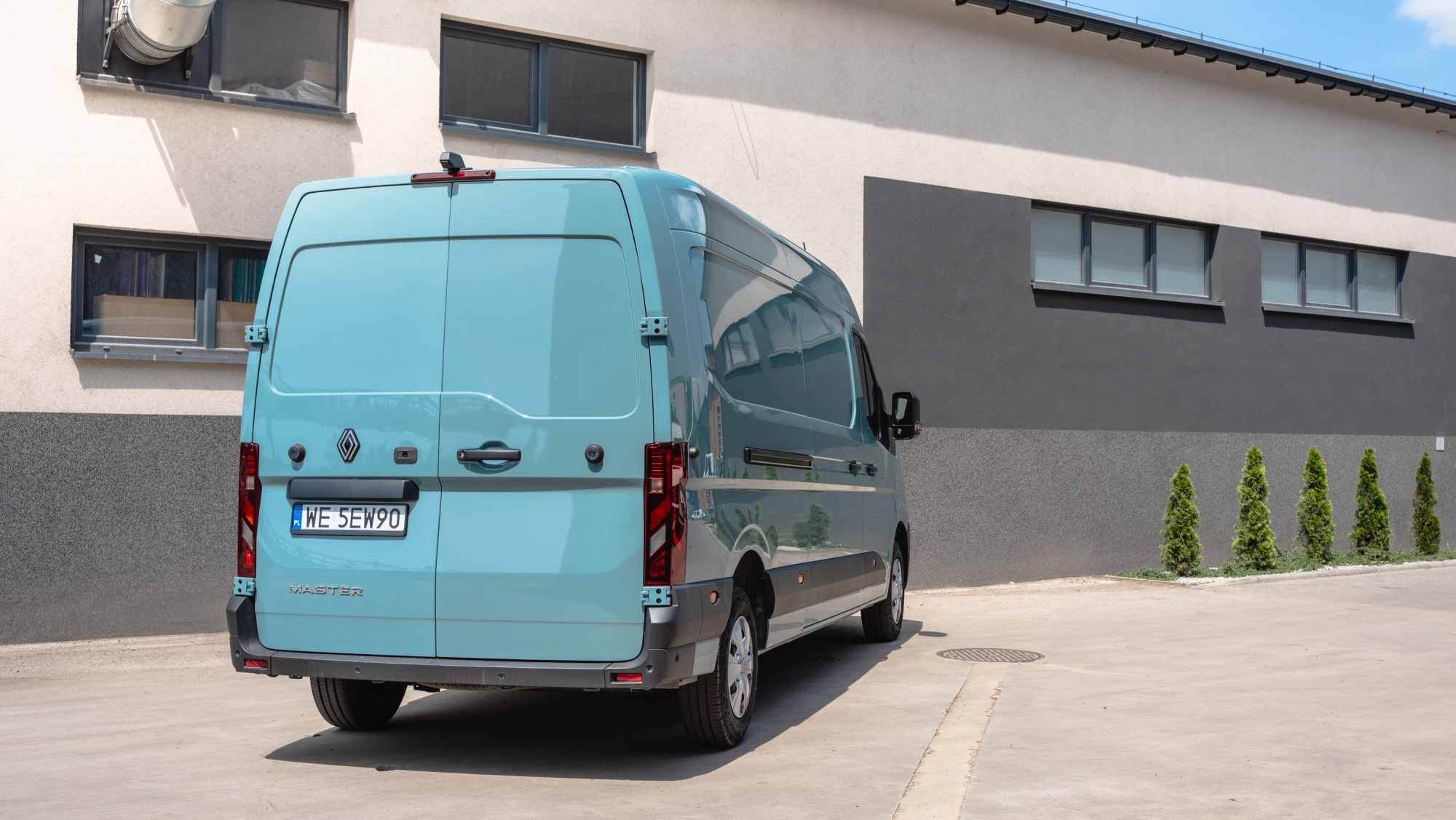 Renault Master tył