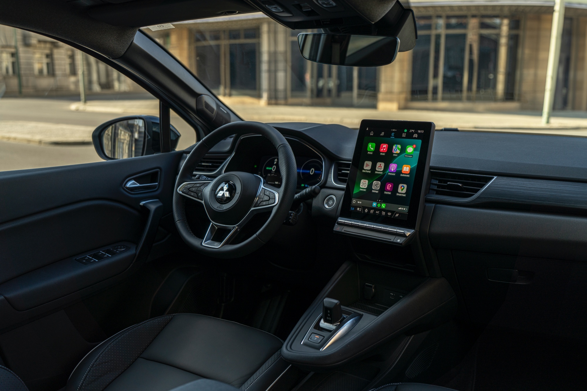 Mitsubishi Grandis wnętrze