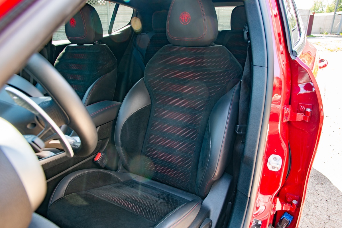 Alfa Romeo Tonale fotele