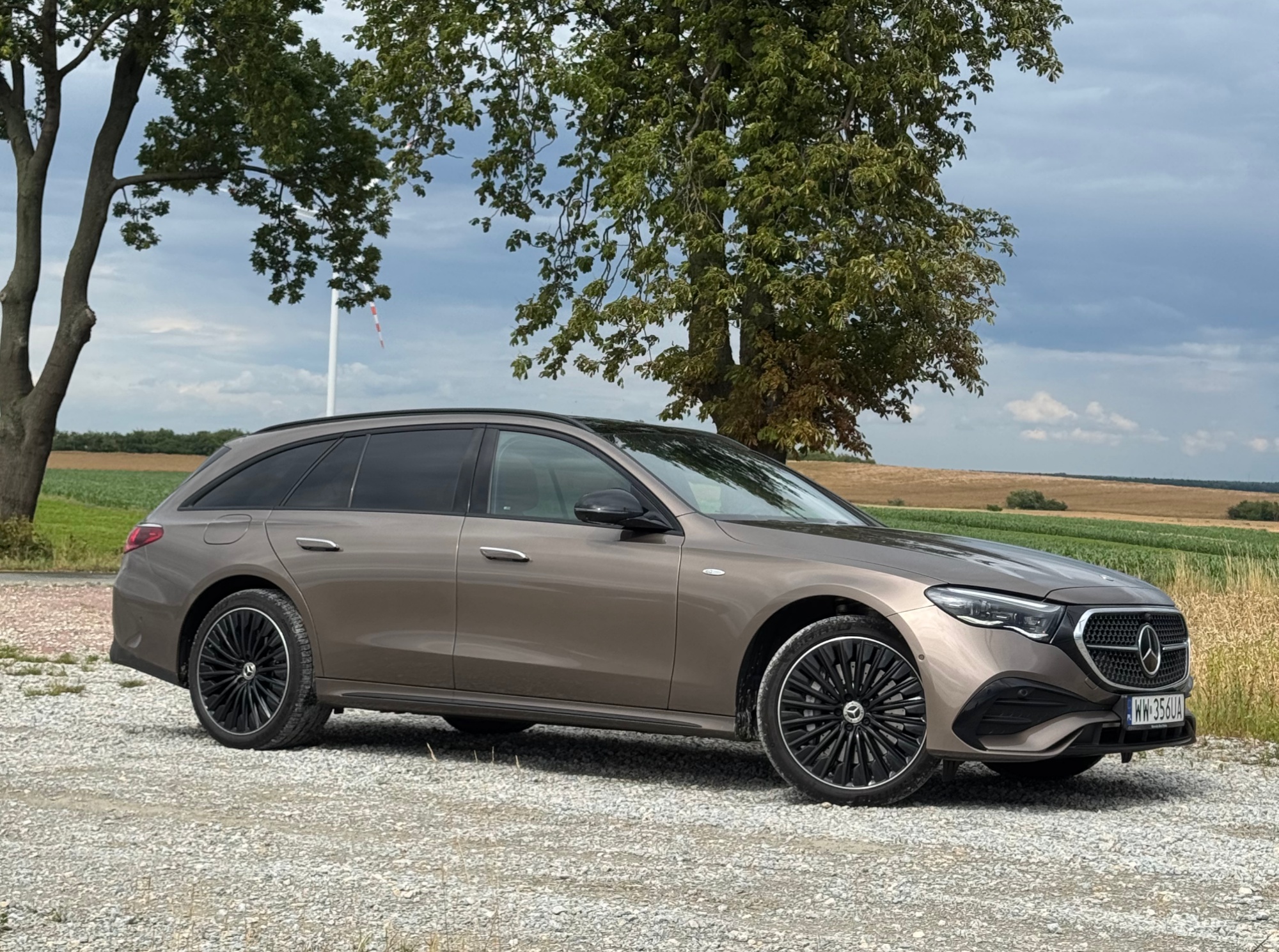 Mercedes Klasa E sylwetka