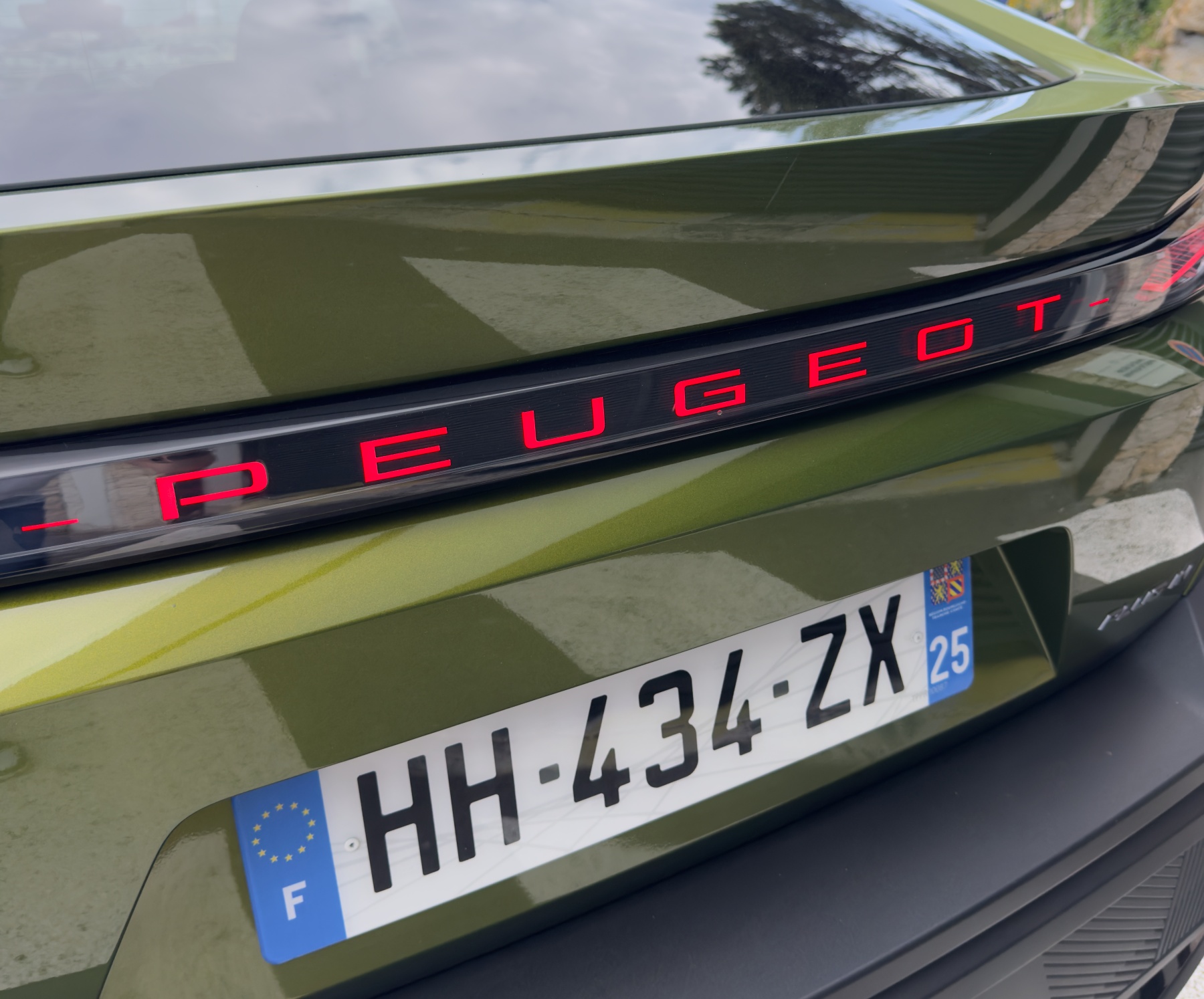 Peugeot 408 FL detal