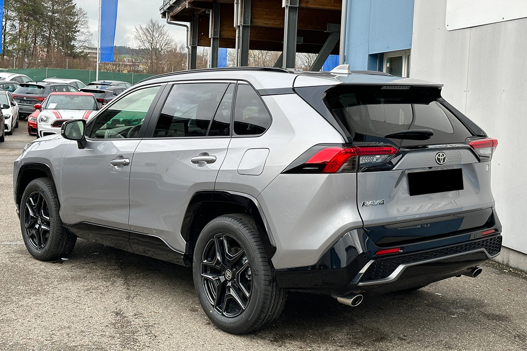 Toyota RAV4 tył