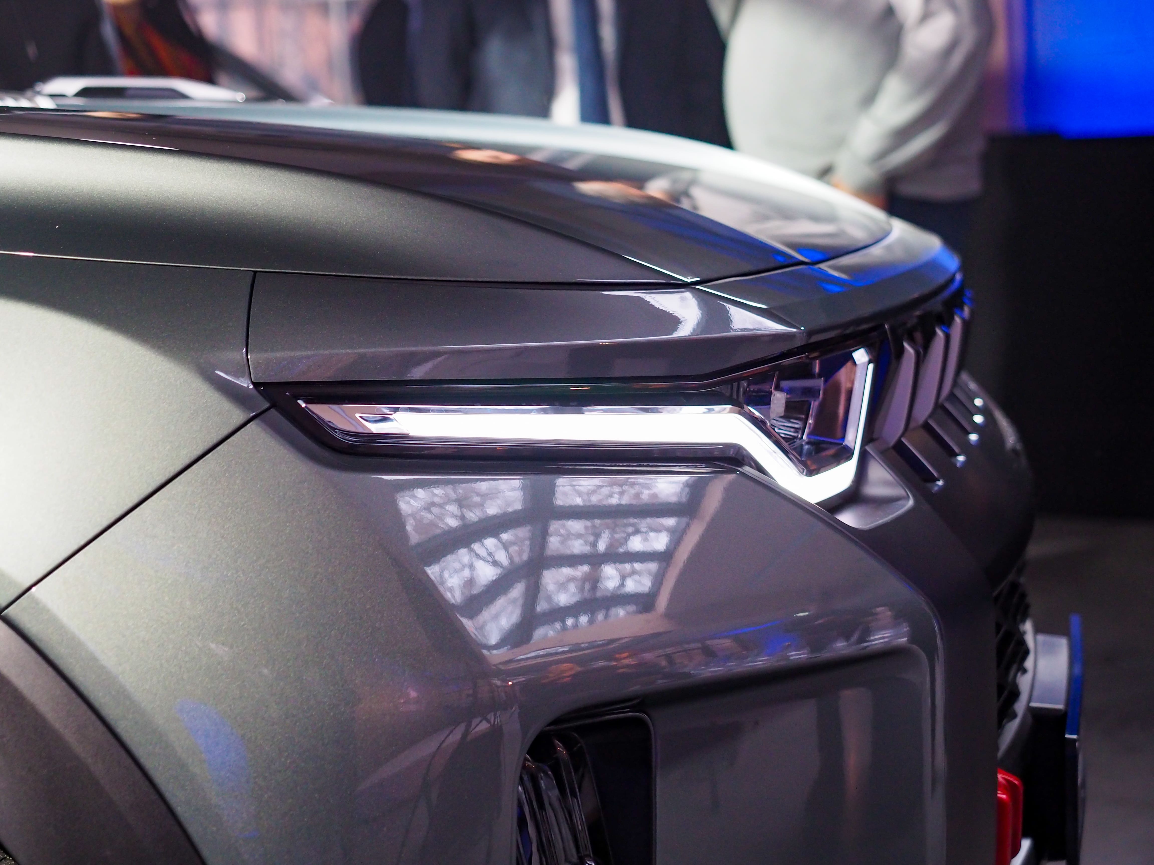 Ssangyong Torres reflektory