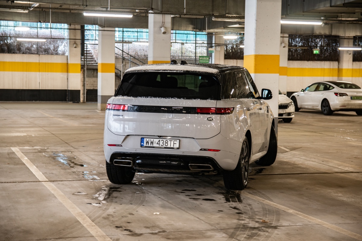 Range Rover Sport tył