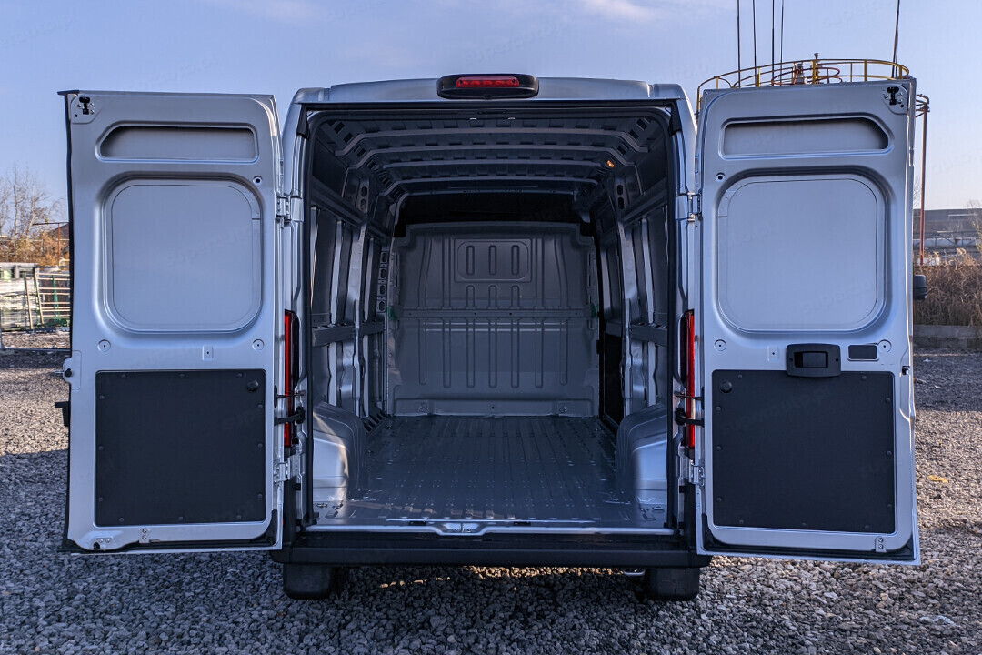 Opel Movano paka