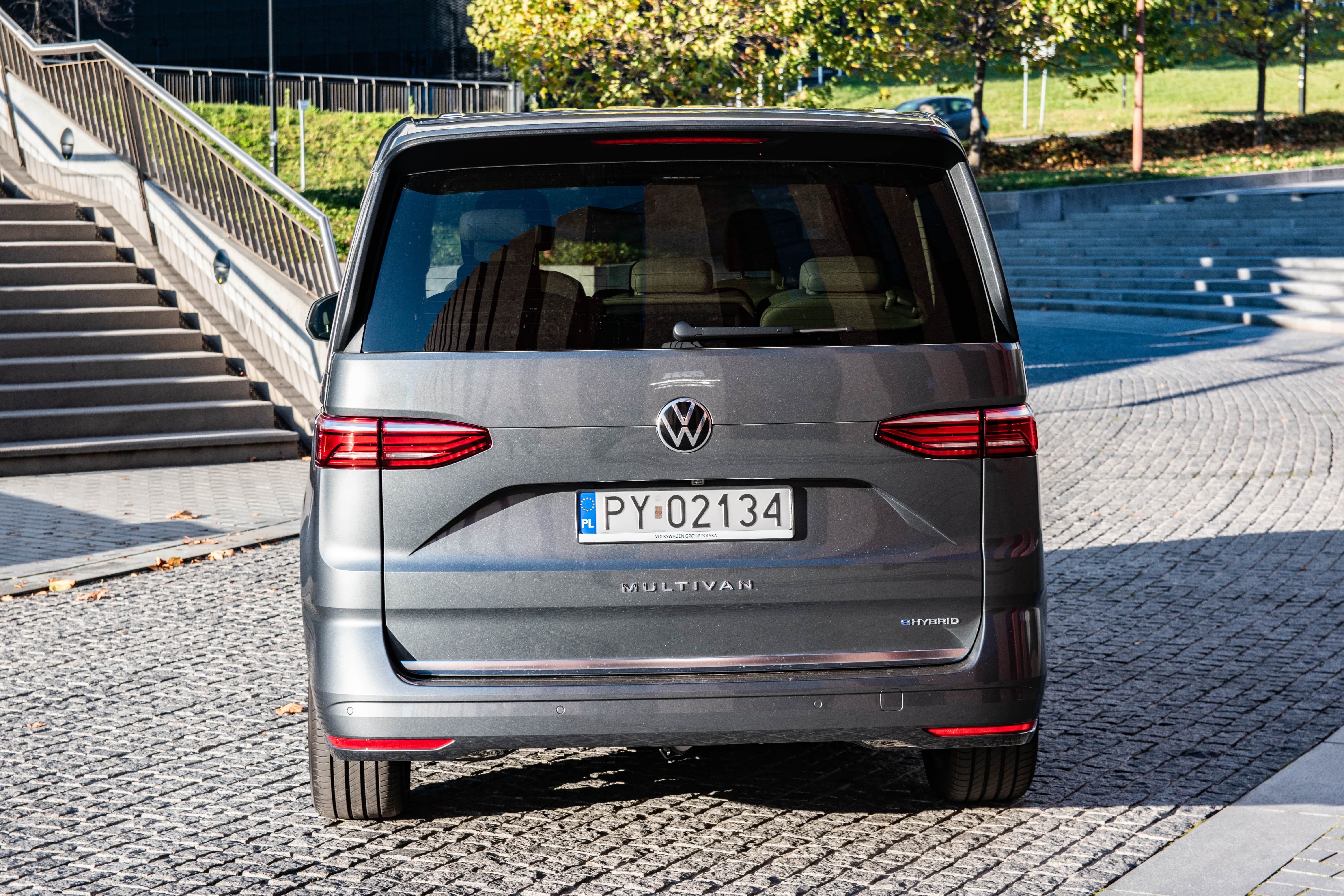 VW Multivan tył