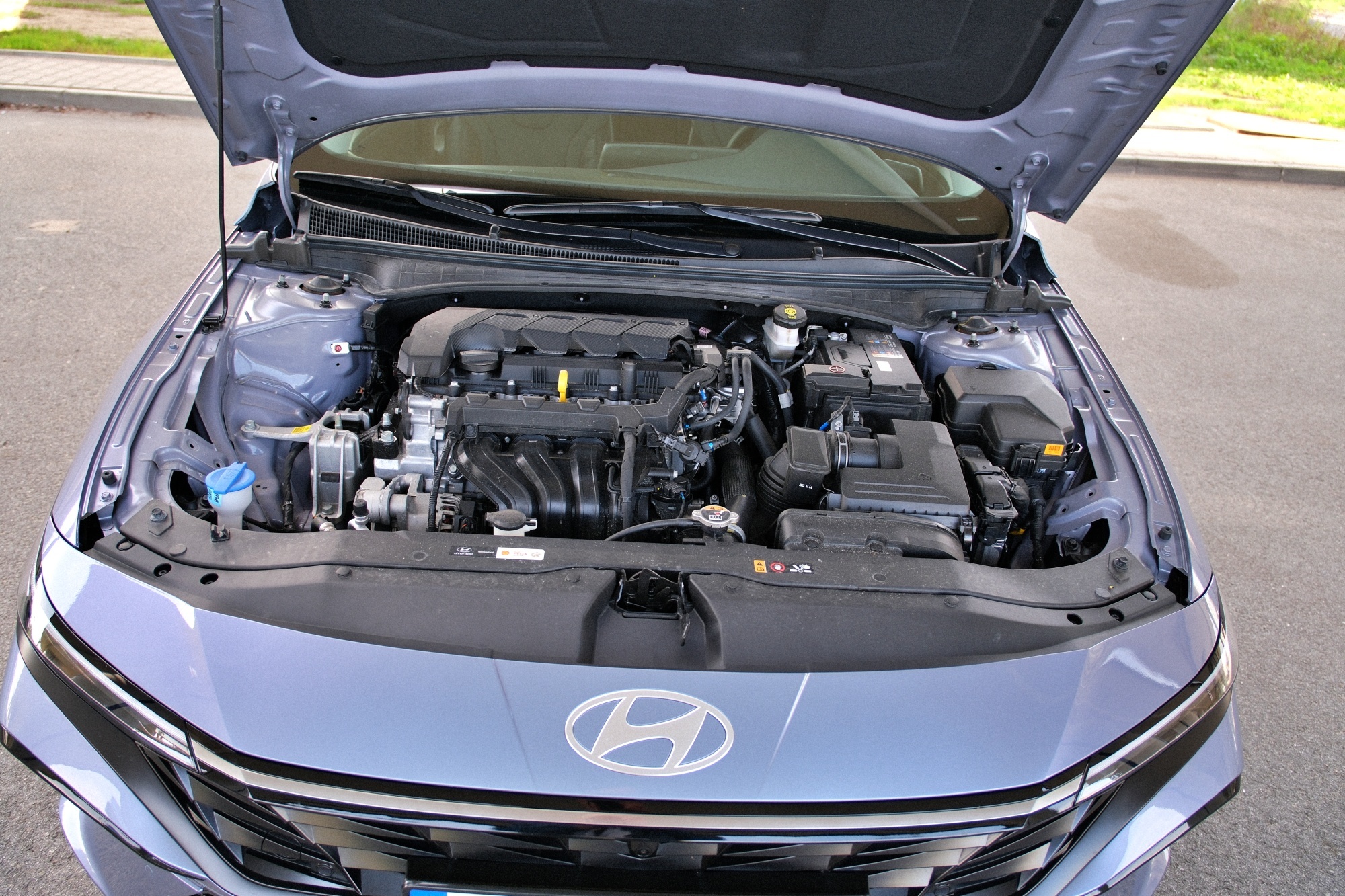 Hyundai Elantra Executive silnik