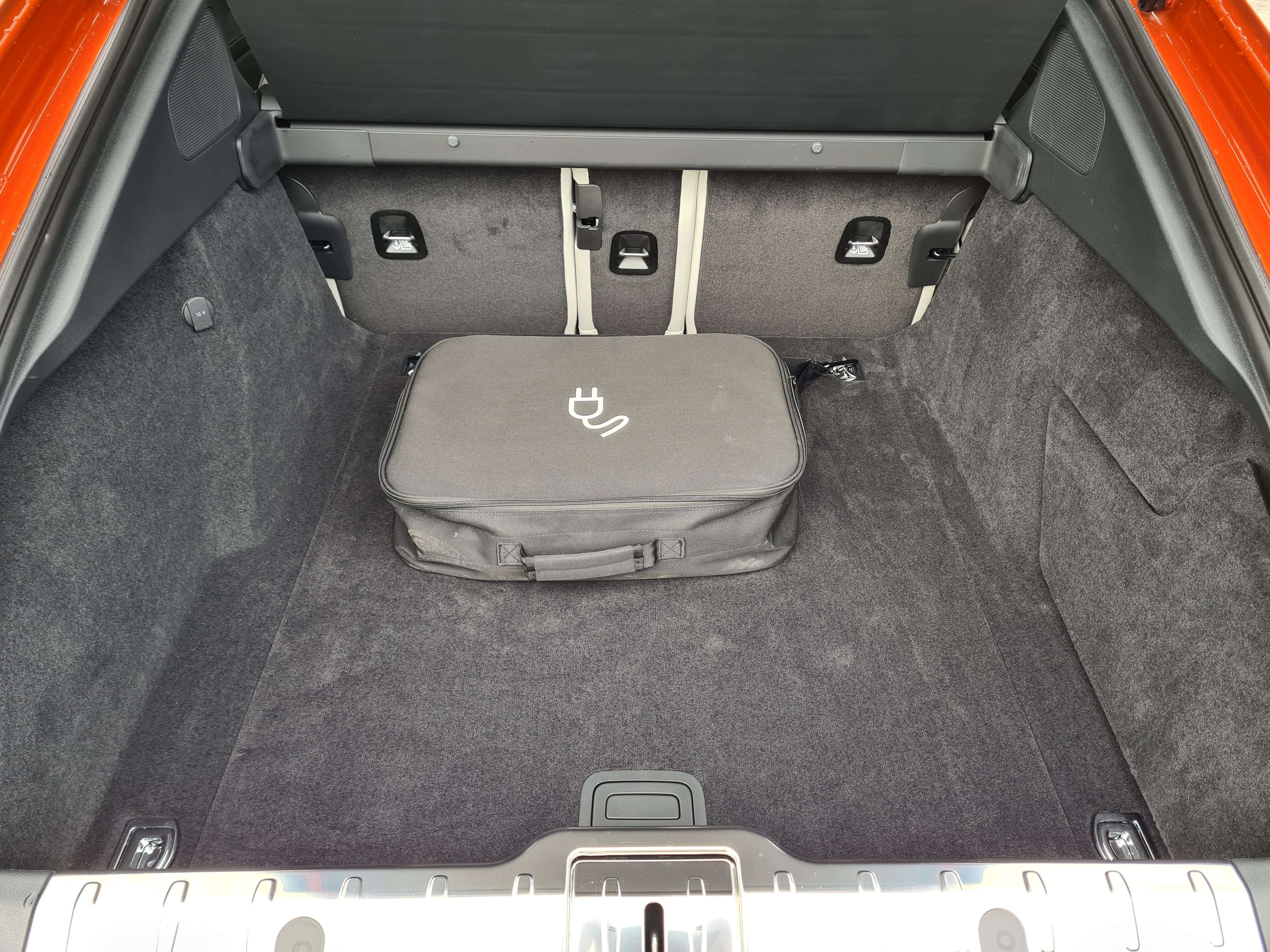 Porsche Panamera bagażnik 