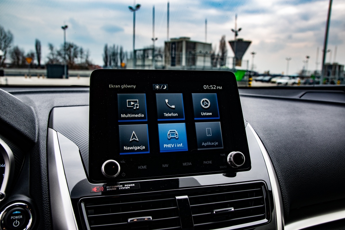 Mitsubishi Eclipse Cross multimedia