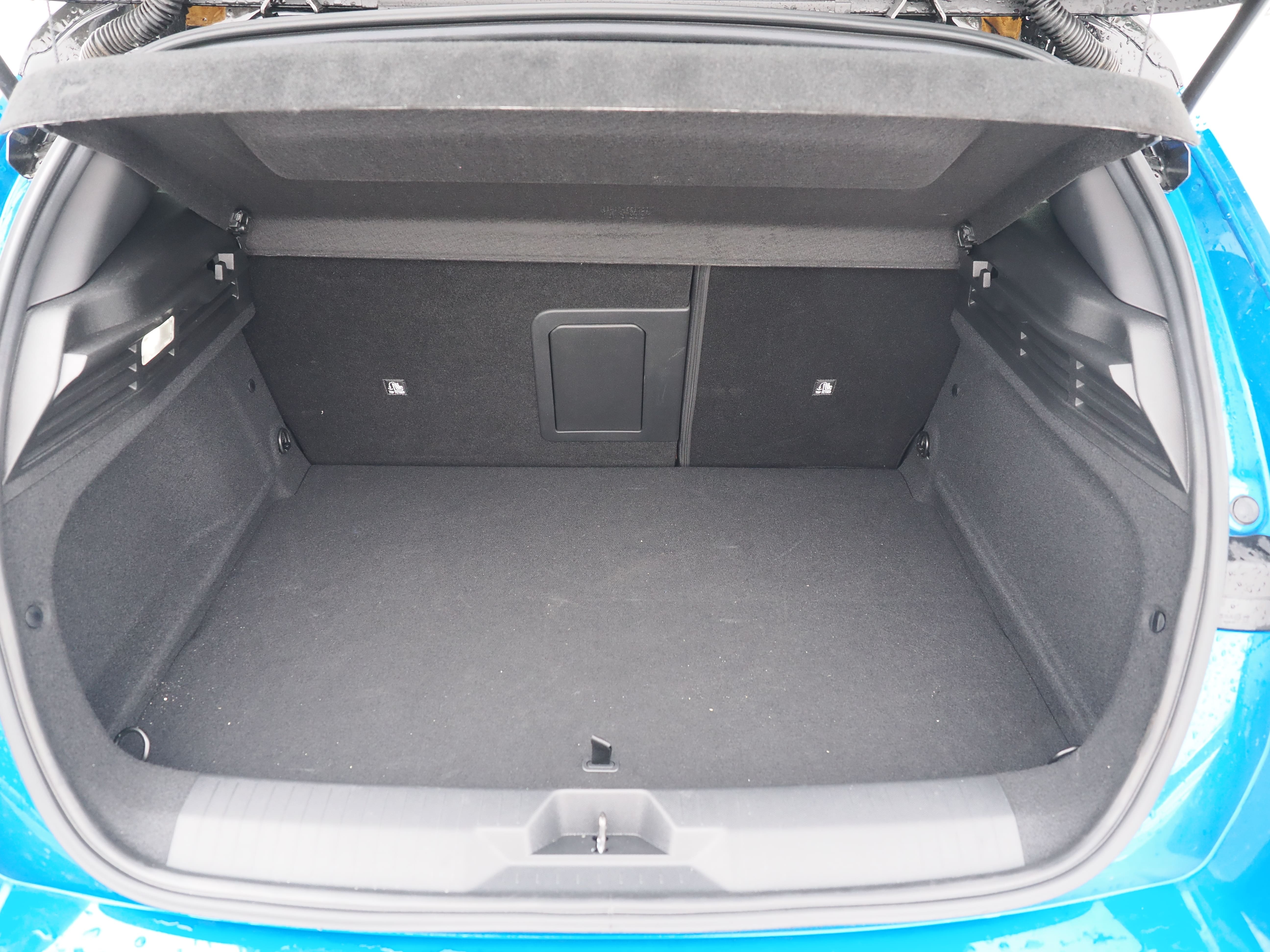 Opel Astra Electric bagażnik