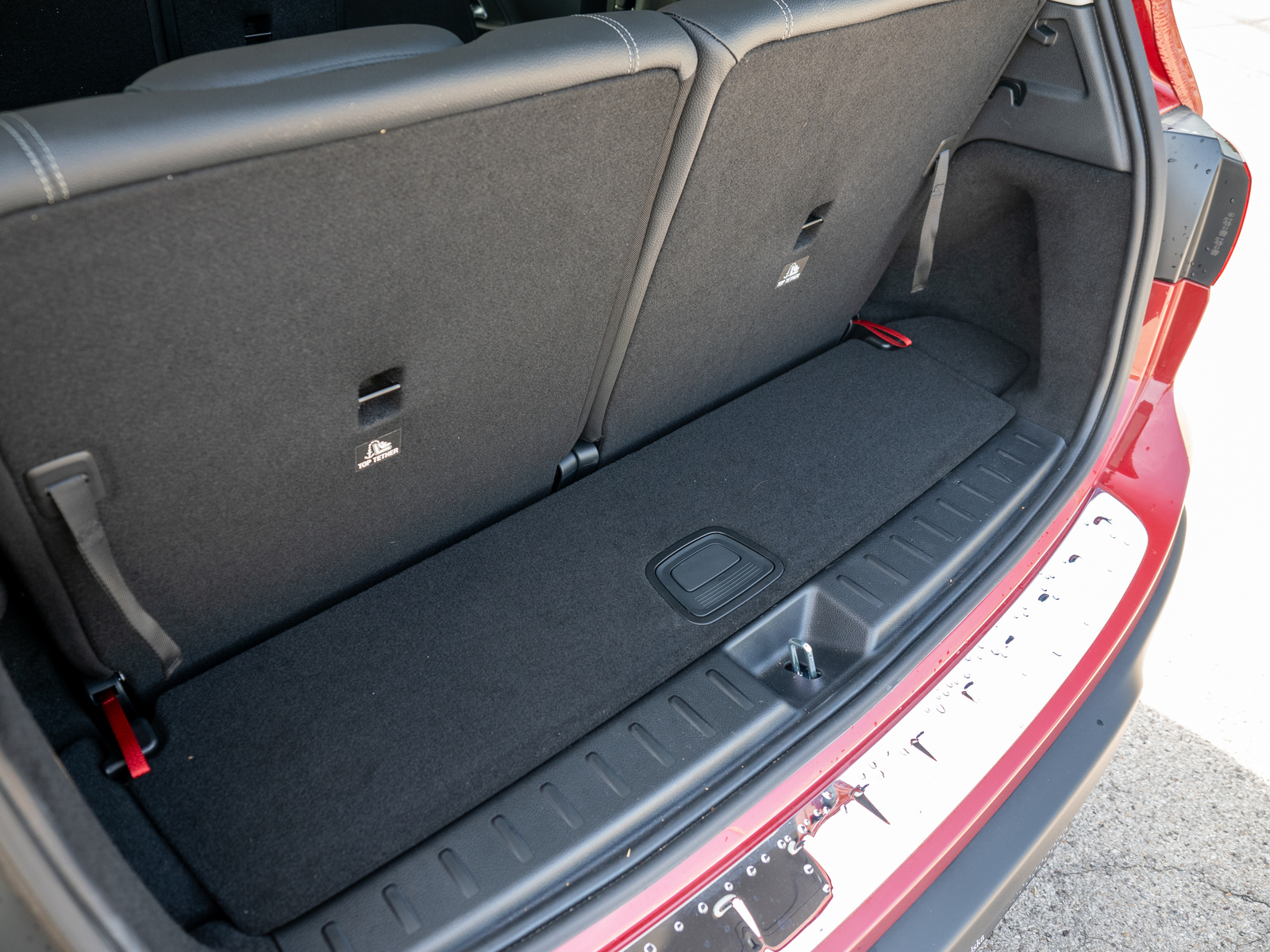 Mercedes EQB 2024 bagaznik 3 rząd
