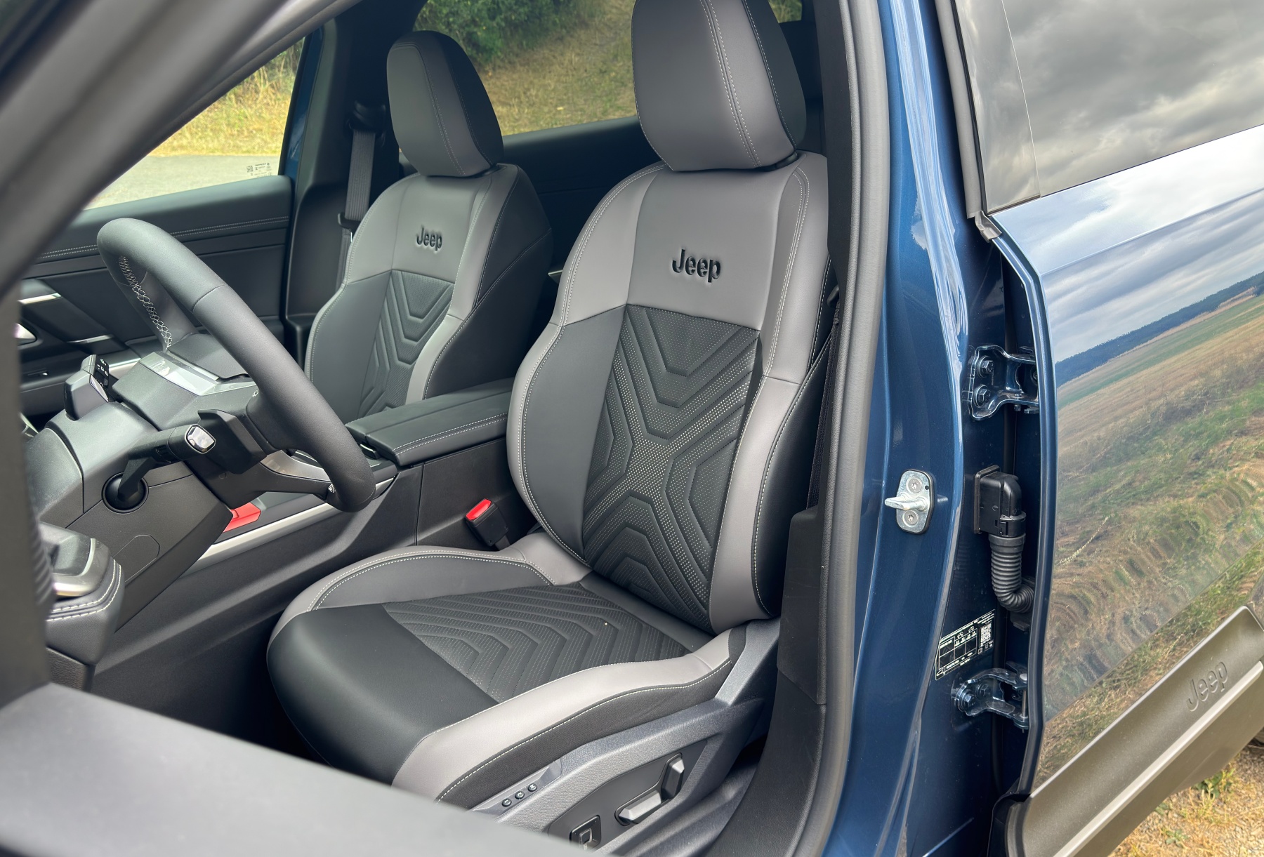 Jeep Compass fotele