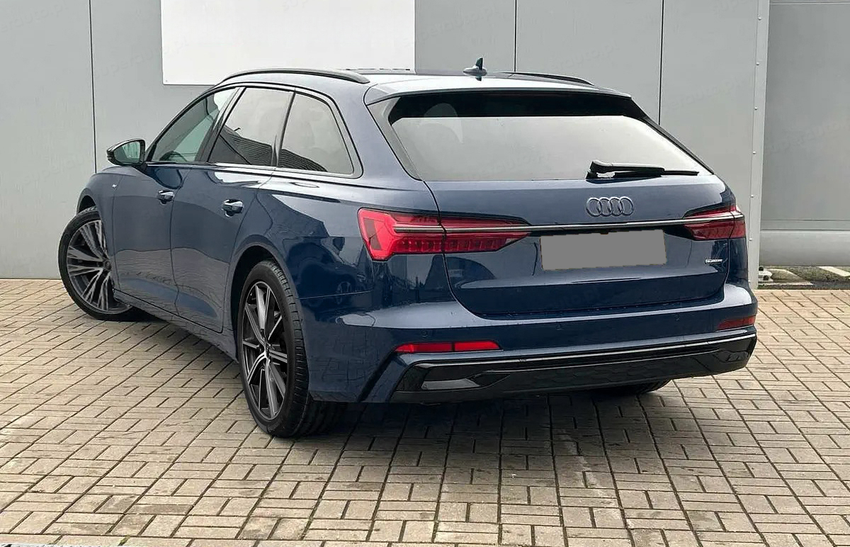 Audi A6 tył