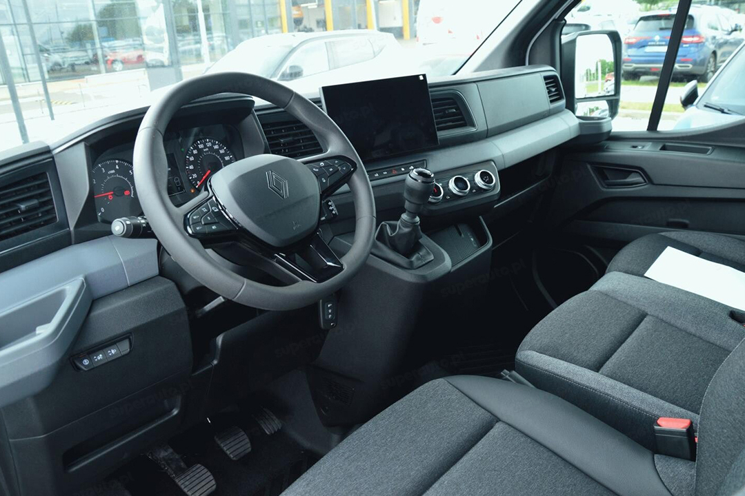 Renault Master wnętrze