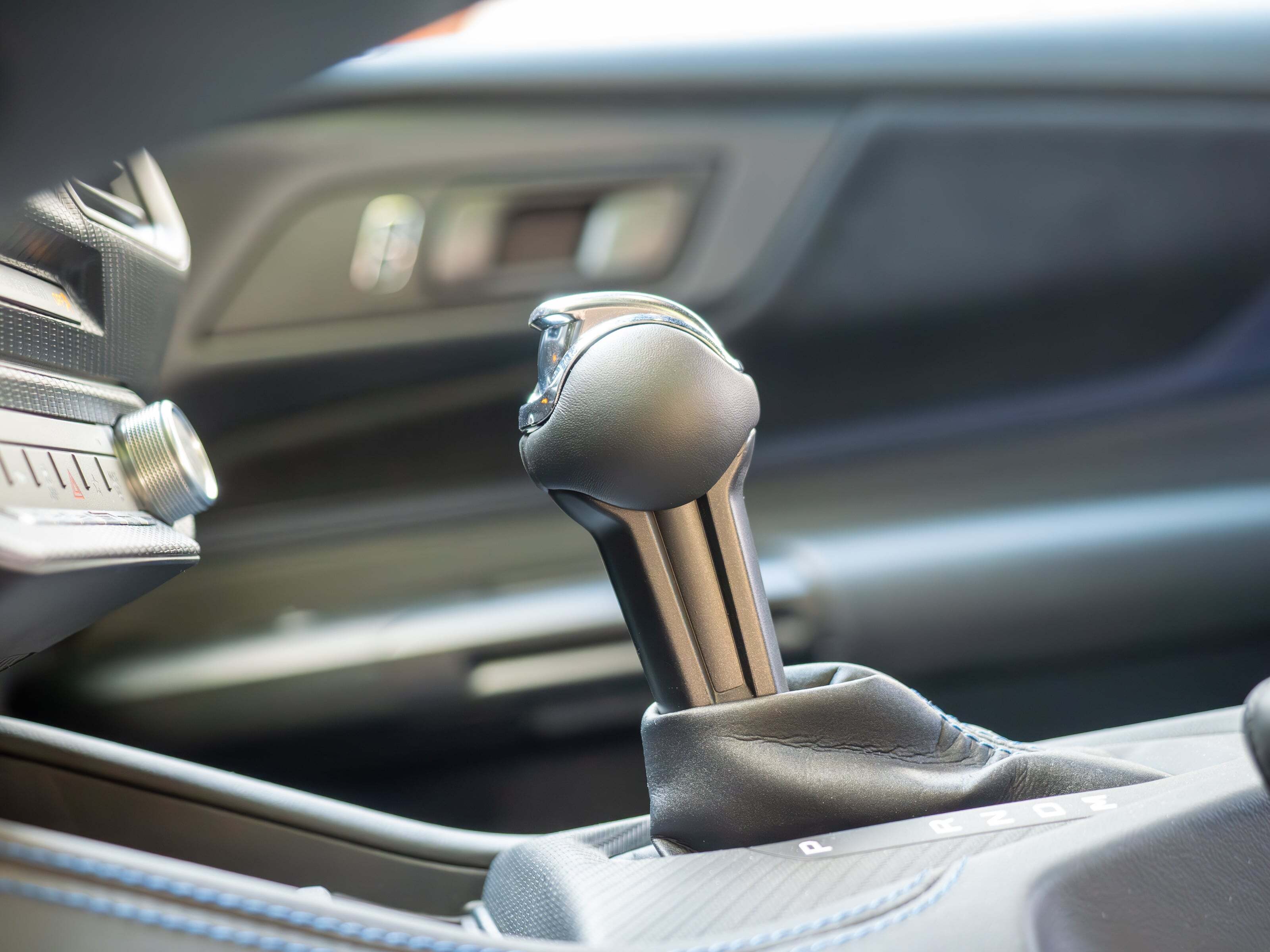 Nowy Ford mustang - automat czy manula