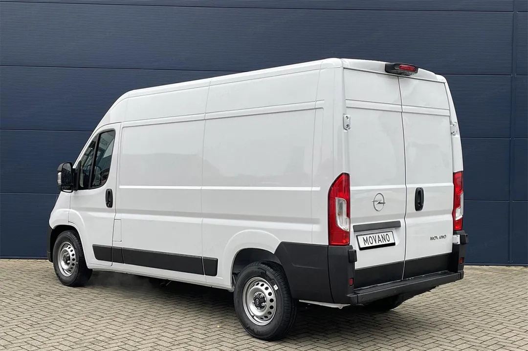 Opel Movano tył