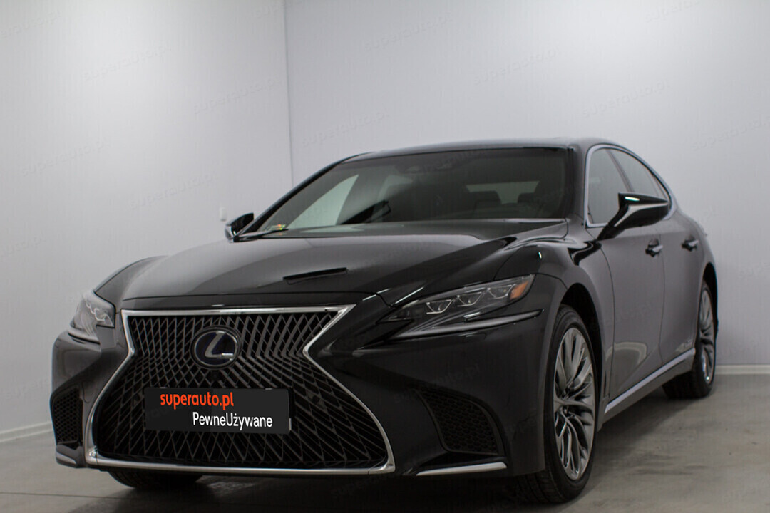 Lexus LS