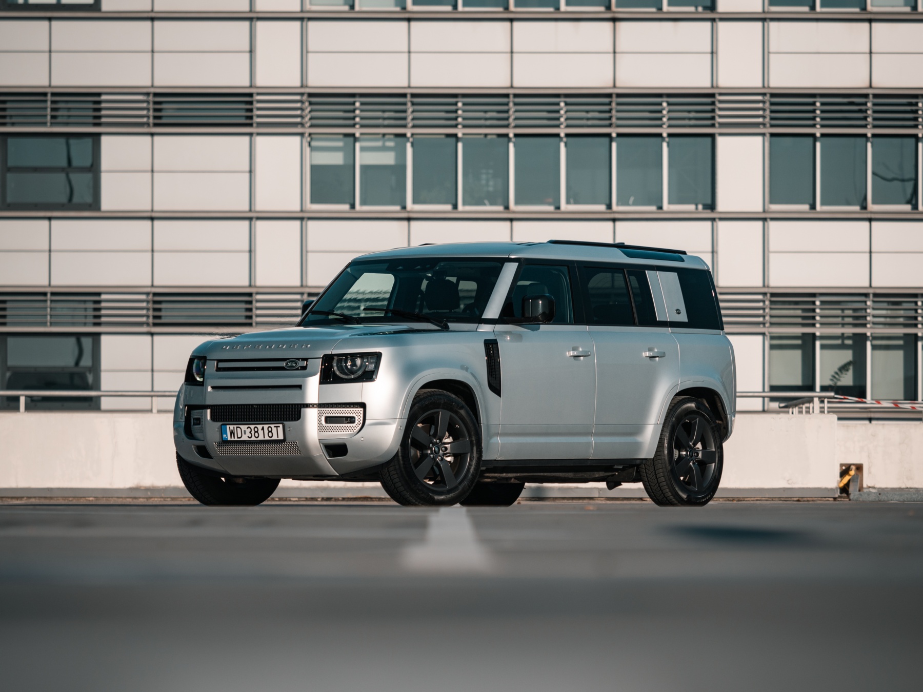 Land Rover Defender 110