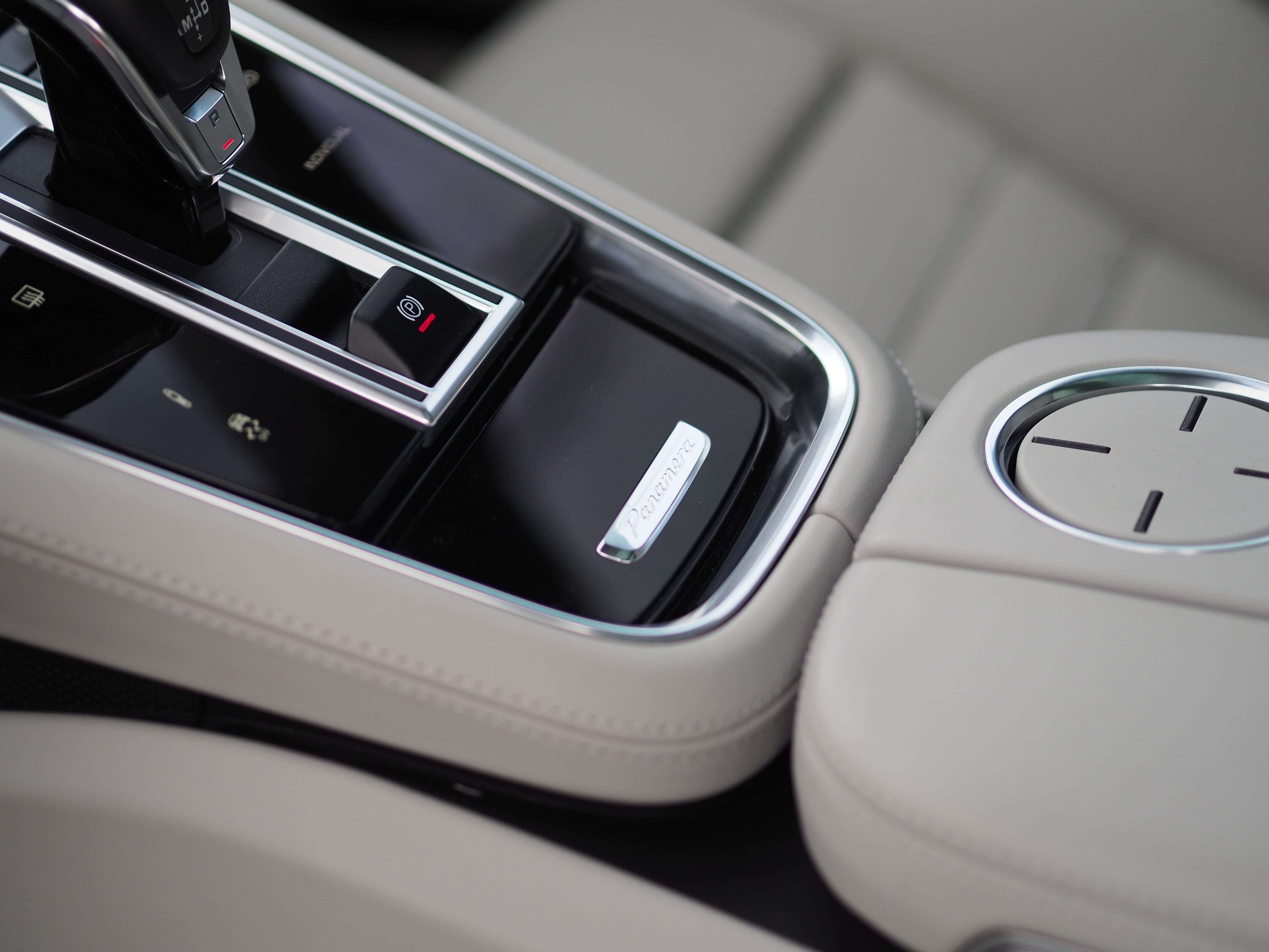 Porsche Panamera wnętrze