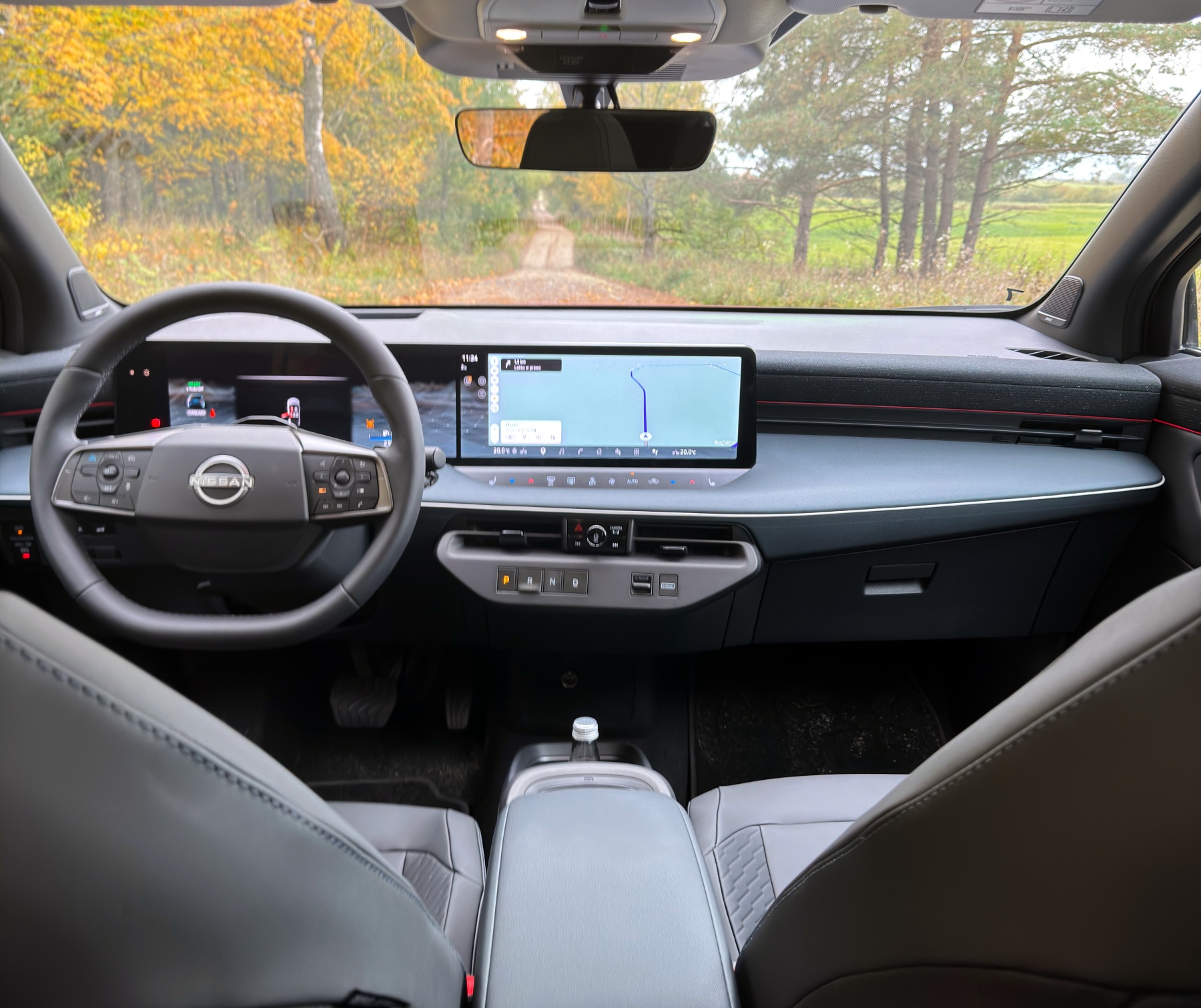 Nissan Leaf wnętrze