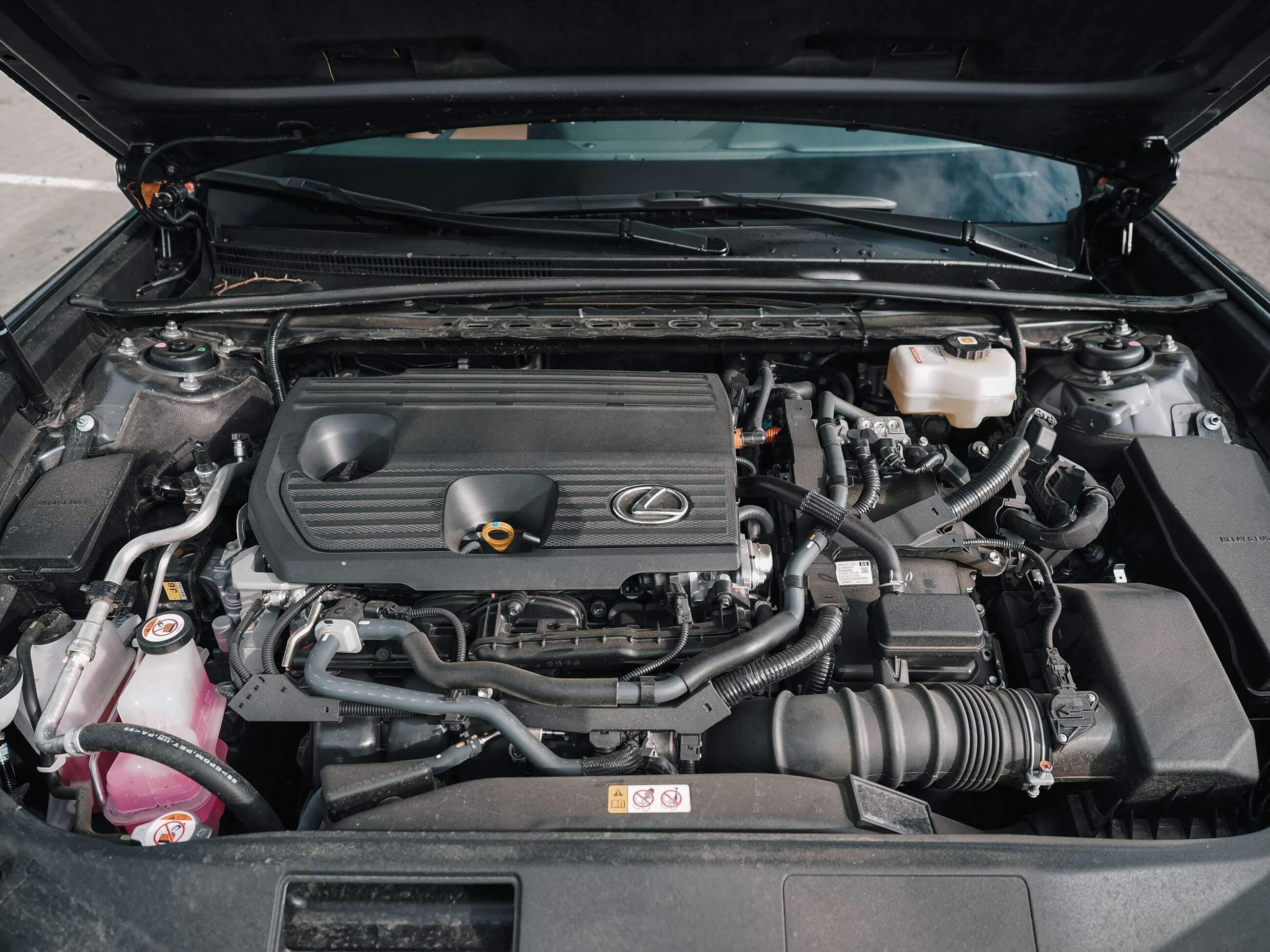Lexus 300h es silnik i spalanie
