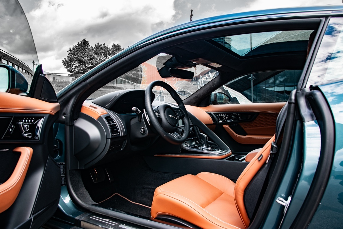 Jaguar F-Type wnętrze