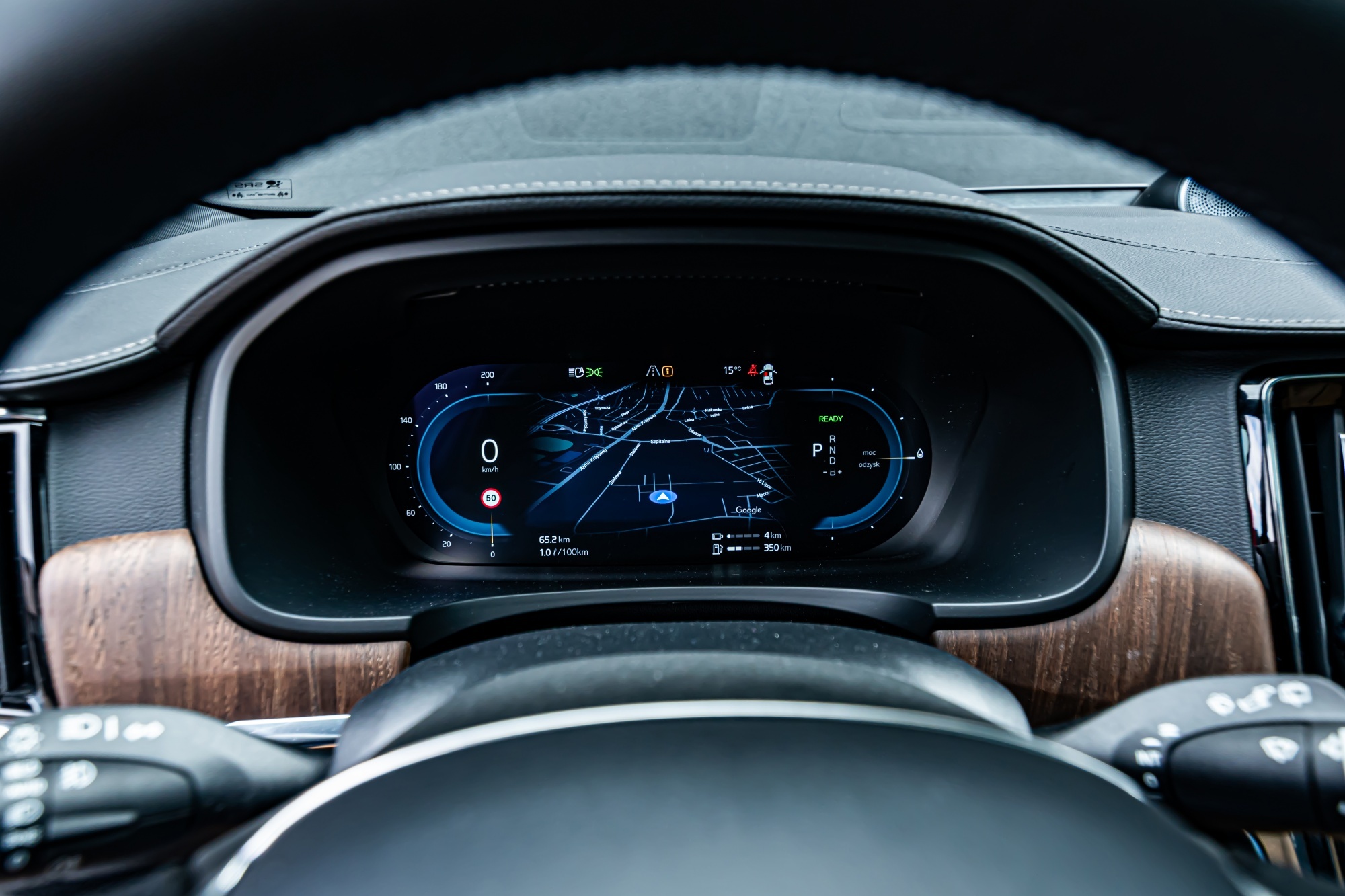 Volvo V90 zegary