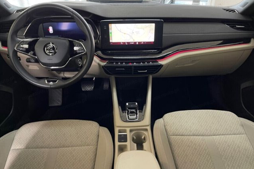Skoda Octavia wnętrze
