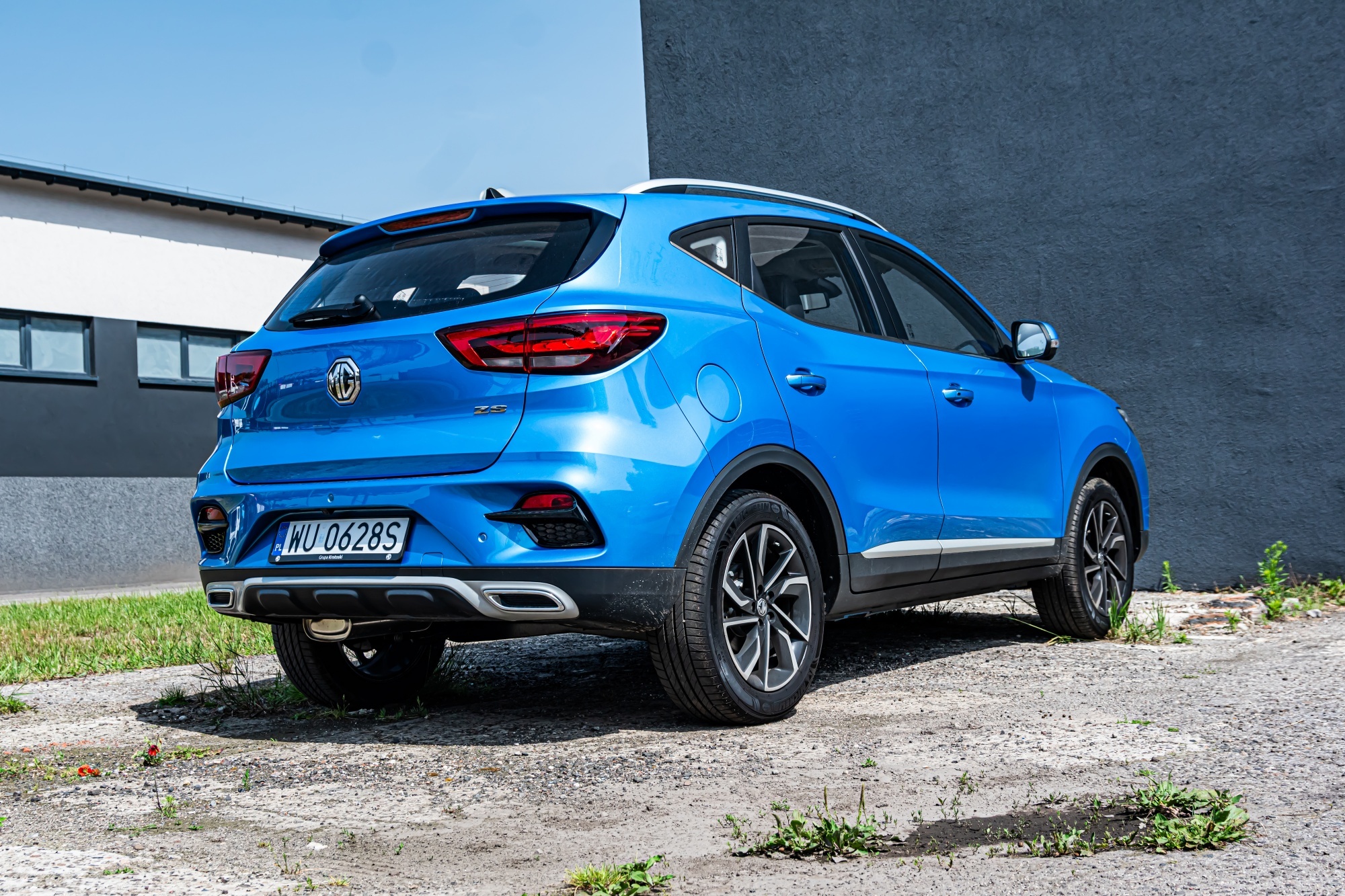 MG ZS tył