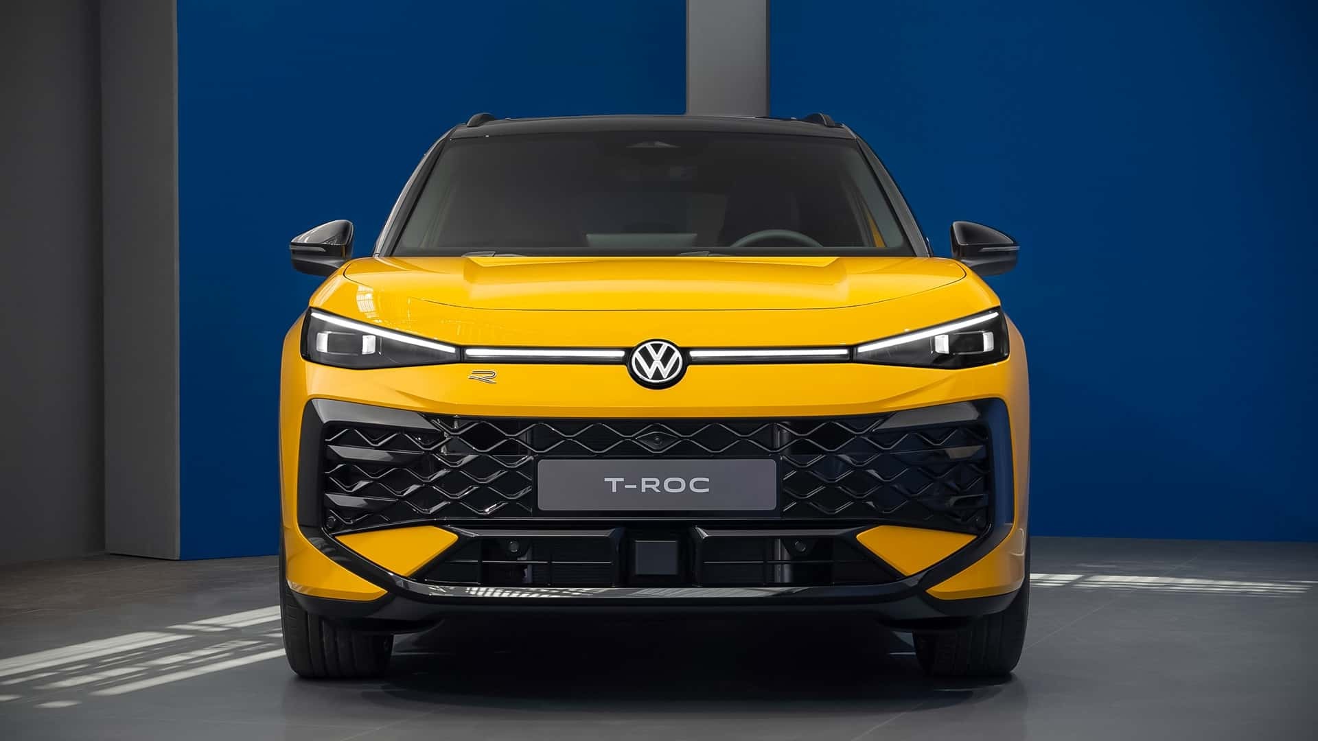 Volkswagen T-Roc przedni pas